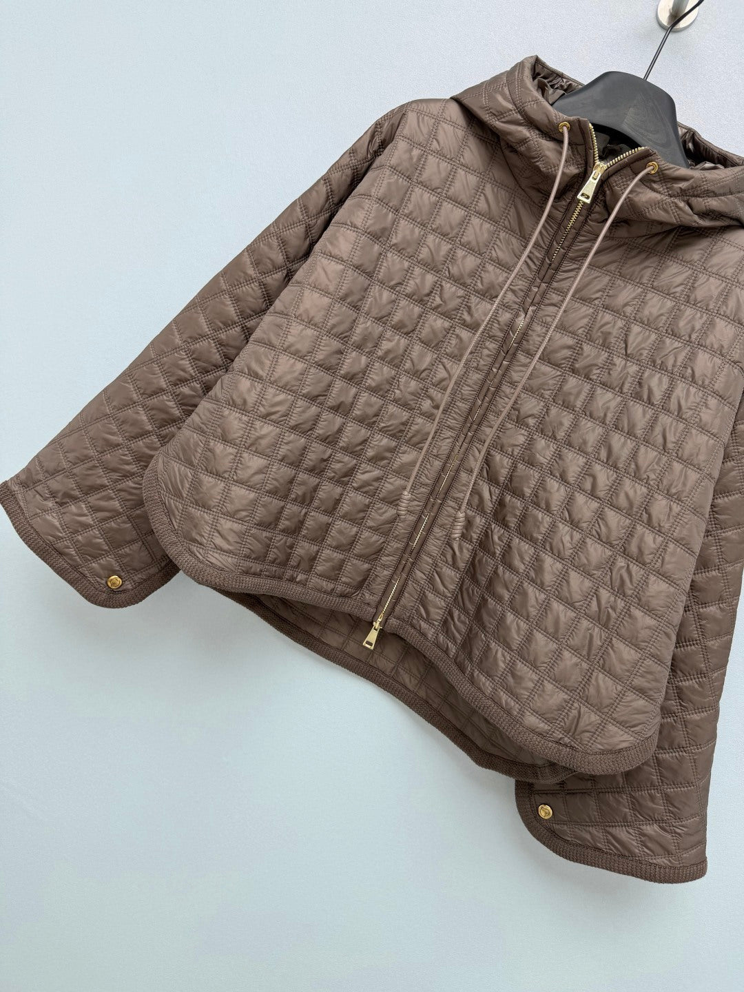 Moncler 26s Padded Coat with Classic Check Quilting Taupe 425138