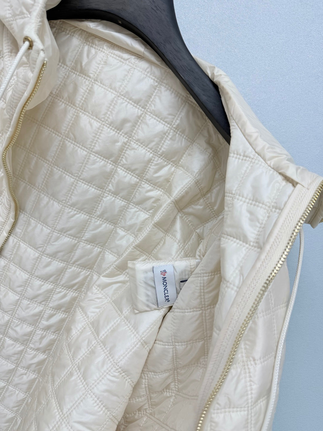 Moncler 26s Padded Coat with Classic Check Quilting Cream 425140