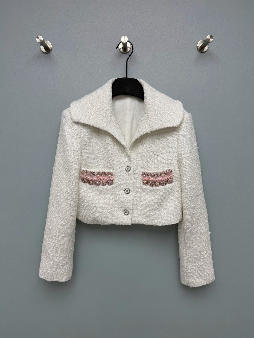 CC 26s Short Jacket with Pink Beads White Tweed 425106