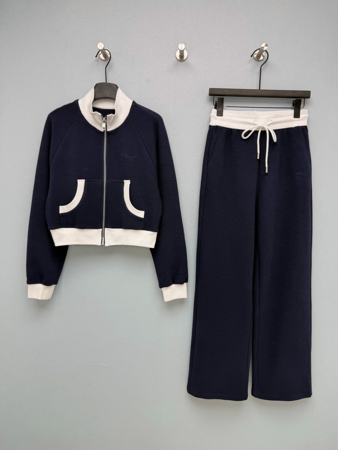 CD 26S Navy Contrast Knit Tracksuit Set 428313