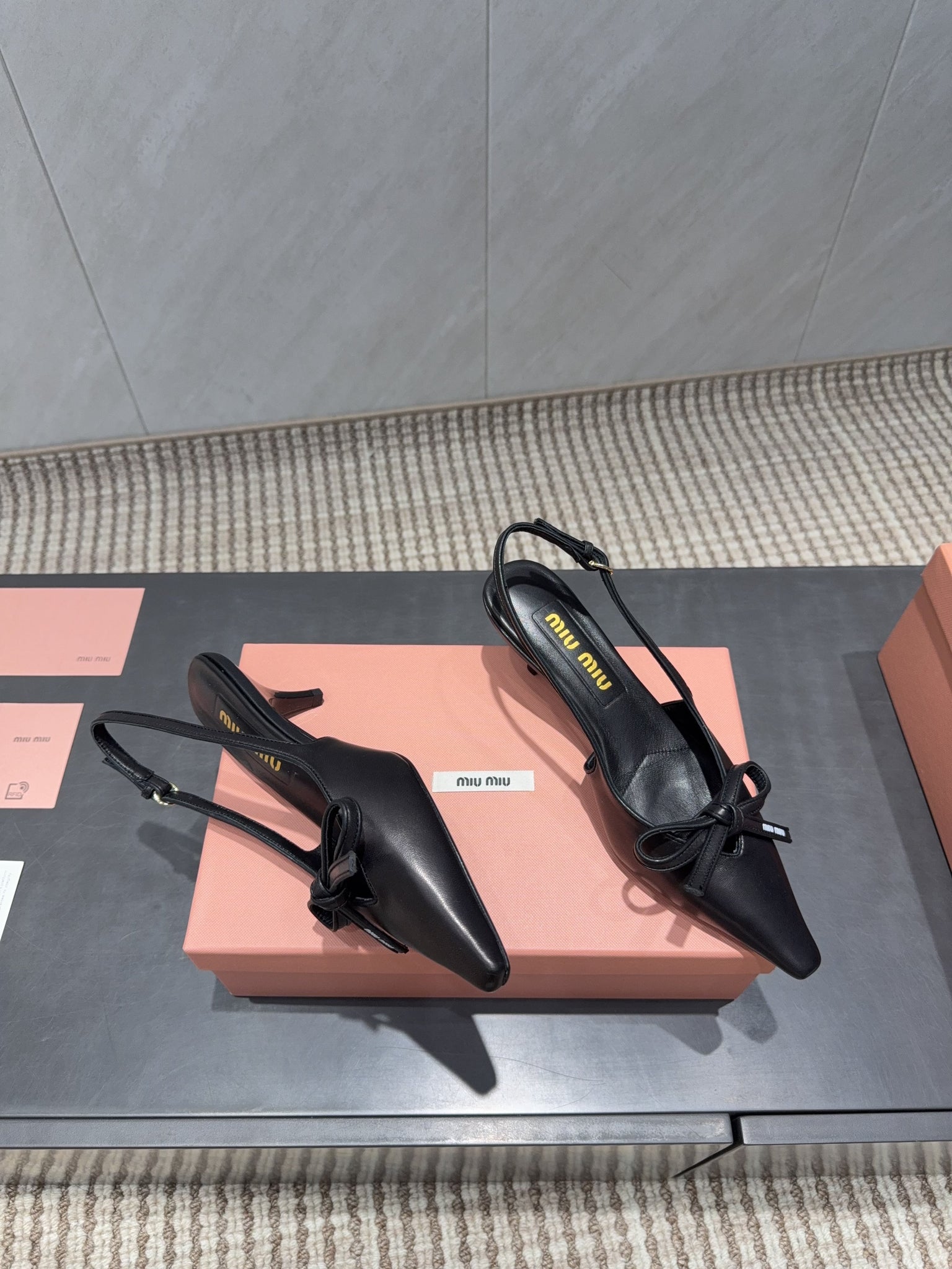Miu 26s Slingback 55mm In Black Calfskin With Bow