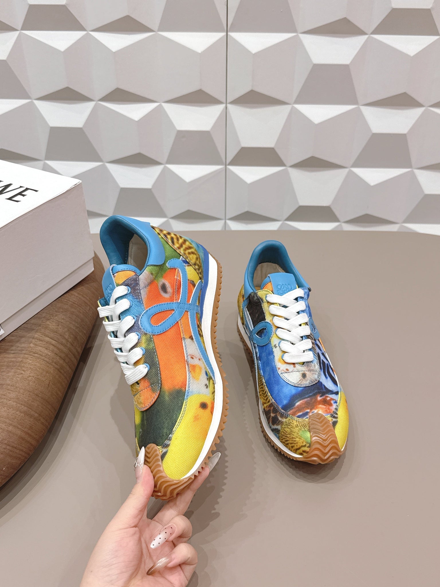 Loewe 26s Flow Runner Sneaker In Multicolor Fabric And Calfskin Style 3