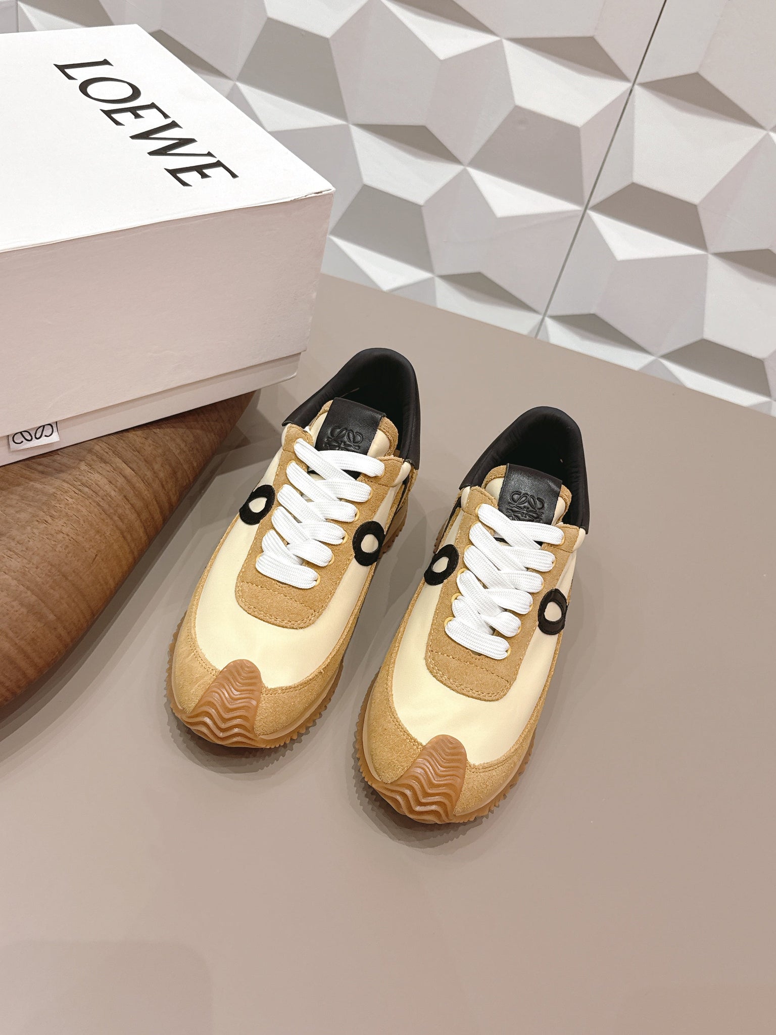 Loewe 26s Flow Runner Sneaker In Tan Brown Suede And Black Calfskin