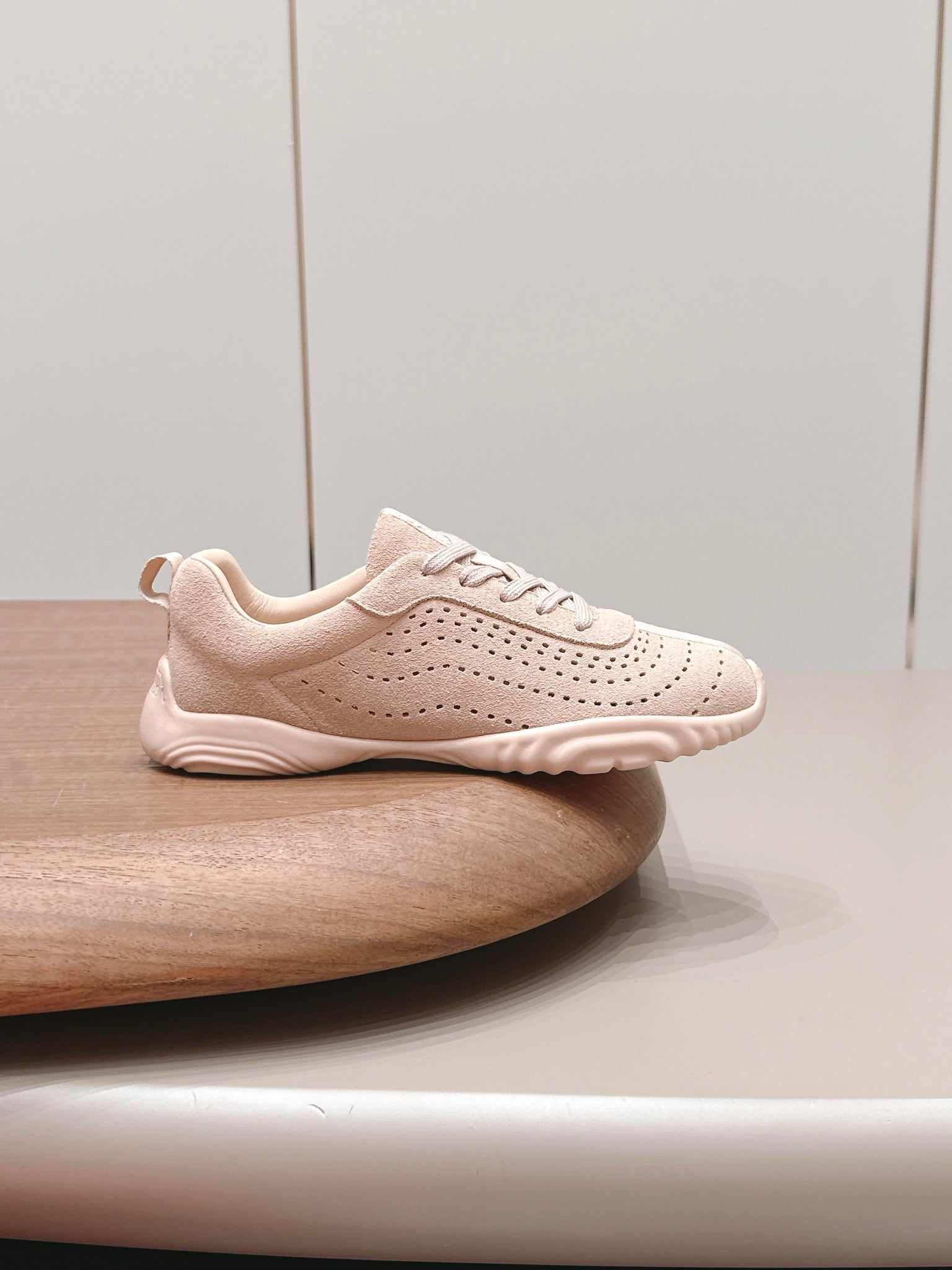 HM 26s Trail Sneakers In Light Pink Perforated Suede