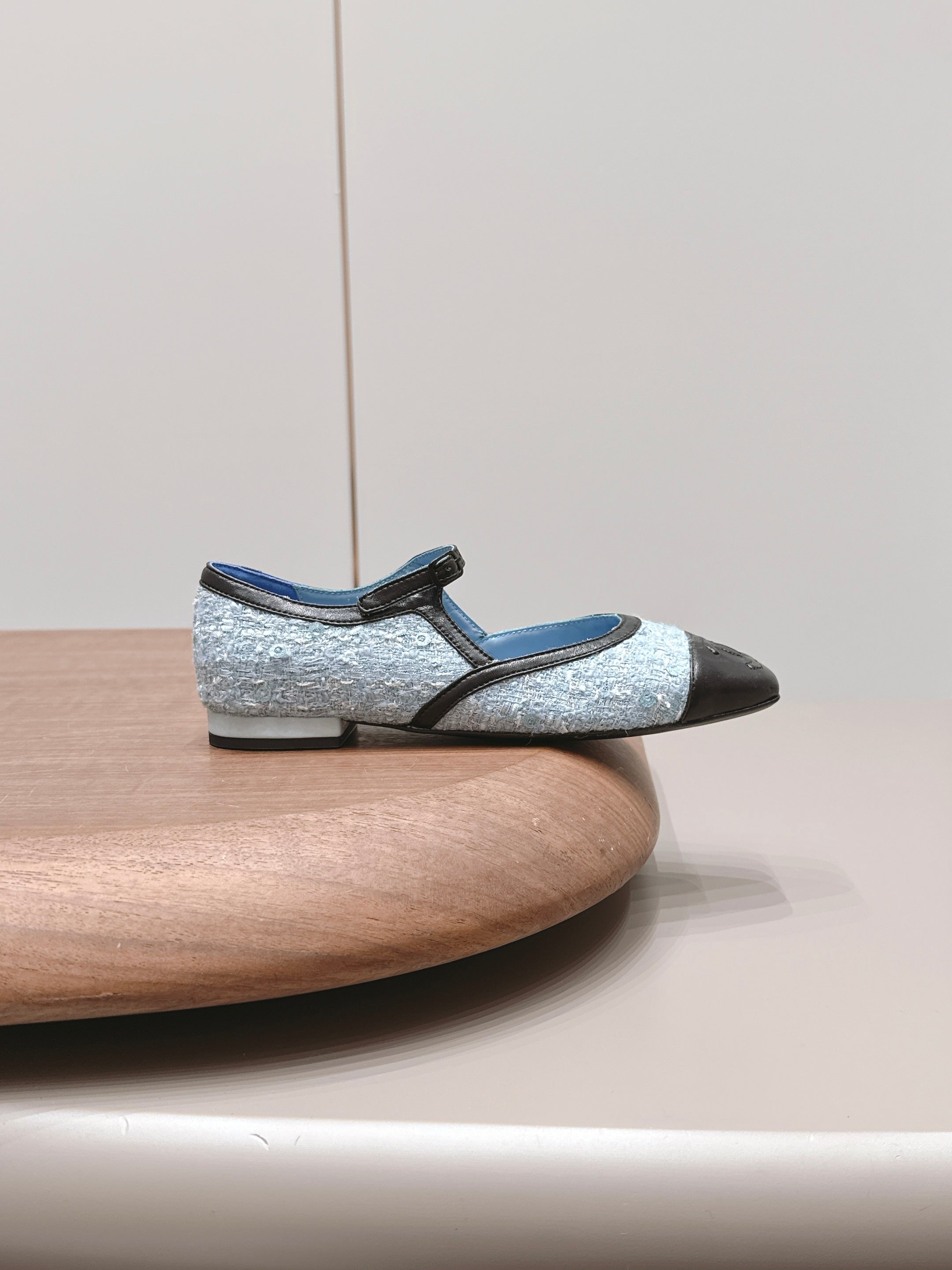 CC 26s Square-toe Ballet Flat Black Blue Sheepskin 875987