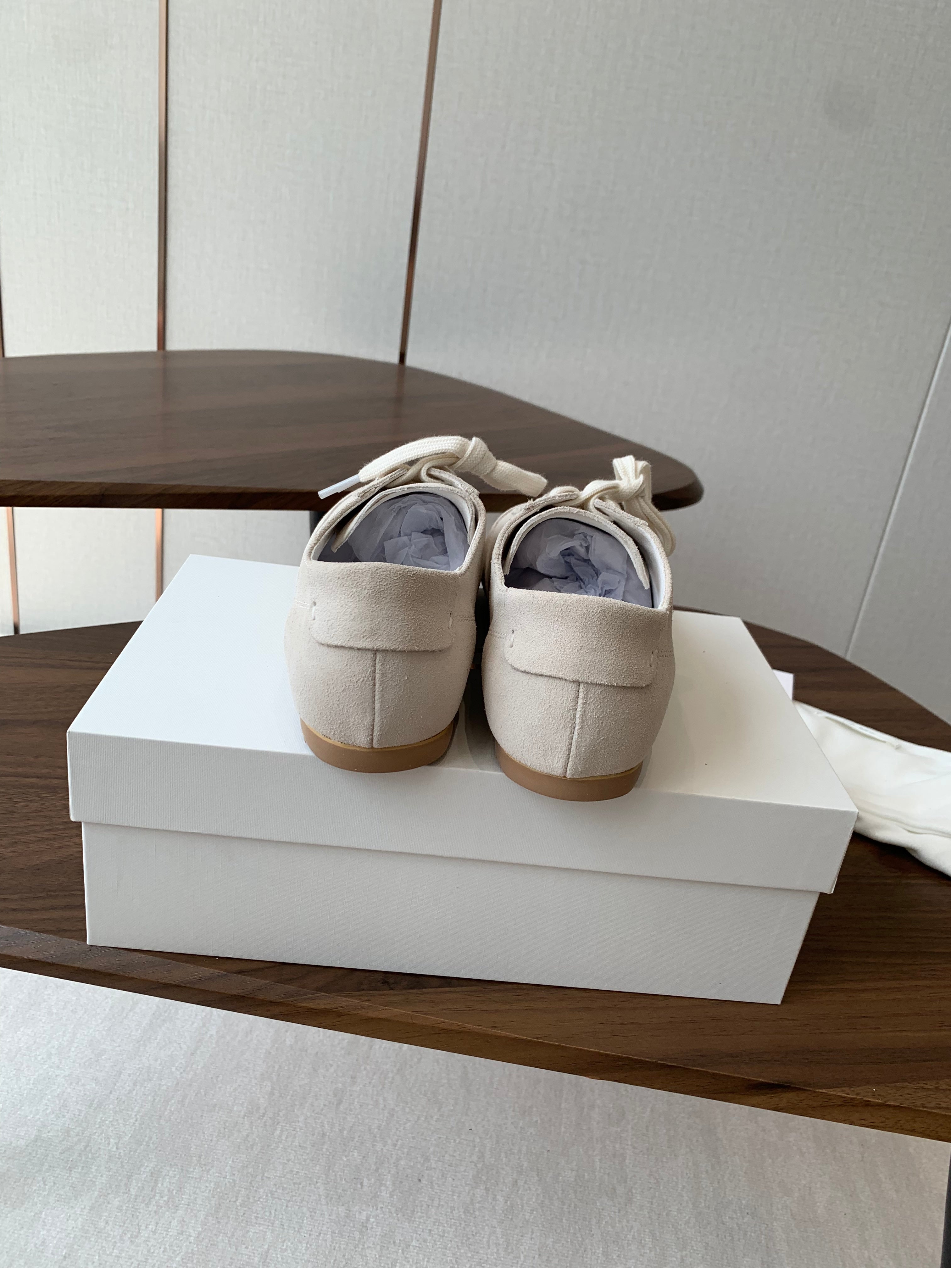 The Row Sneakers Eggshell Cow Suede 334523