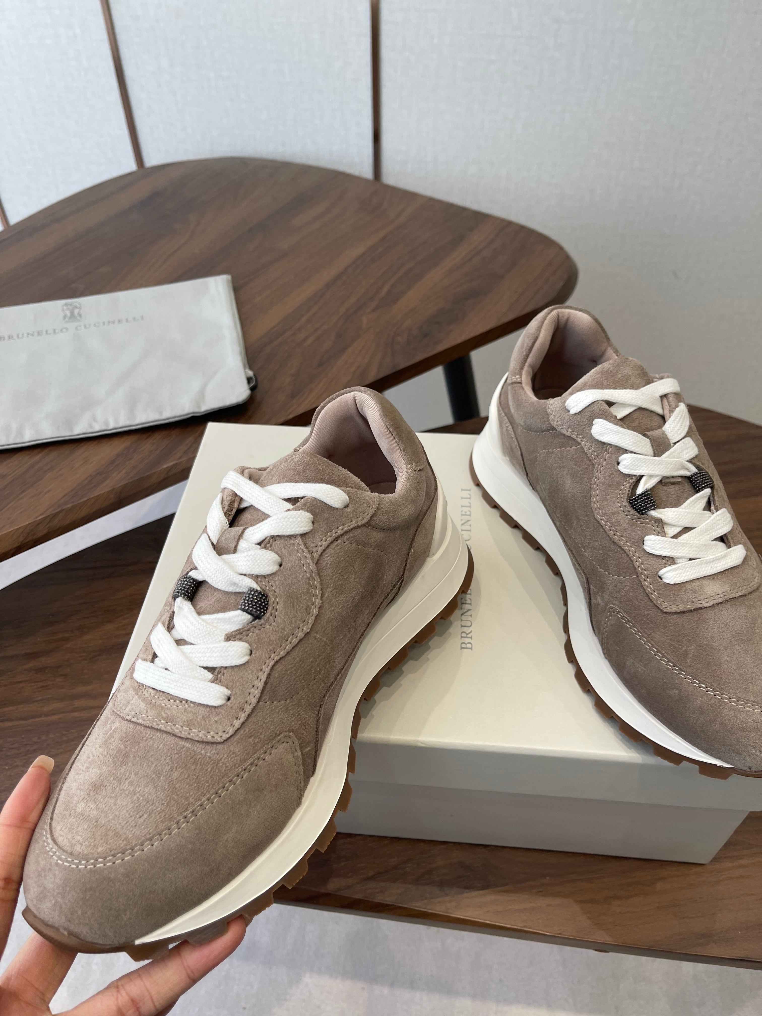 Brunello Runners With Shiny Details Light Taupe Suede 624482