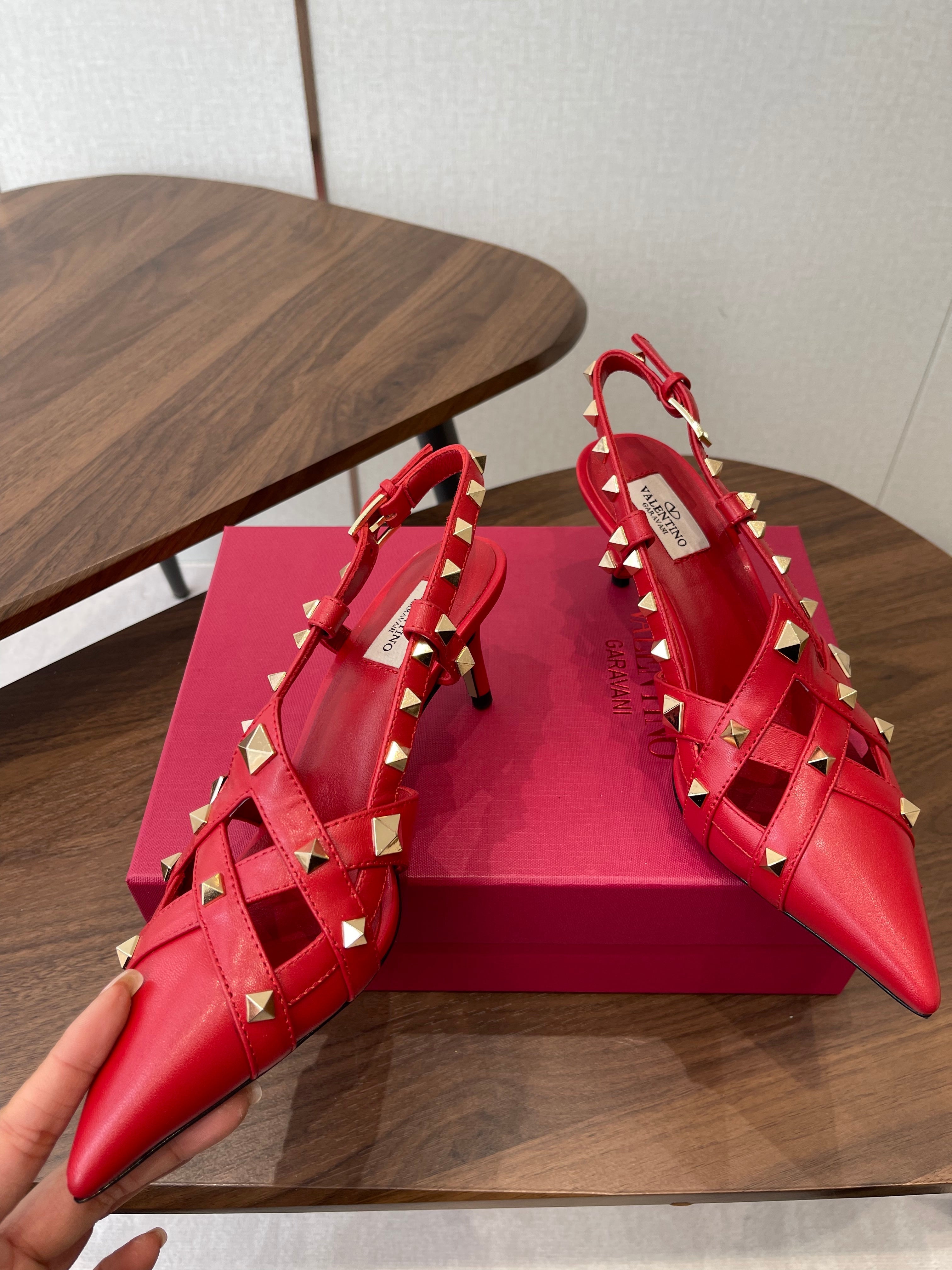 VT Studdy Pumps 65mm Red Leather 624351