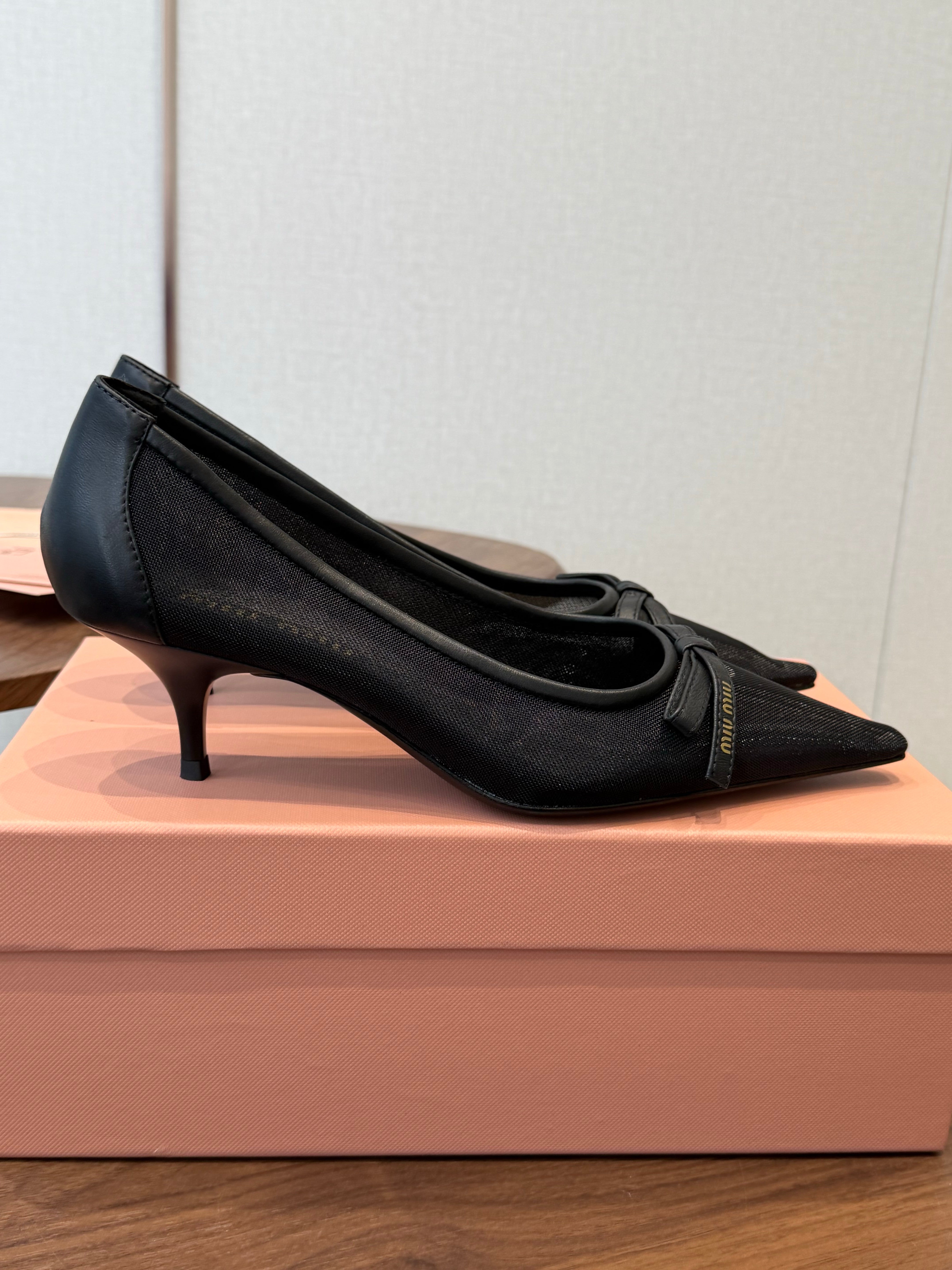 Miu 26s High-Heeled Pump Black Cotton 790460