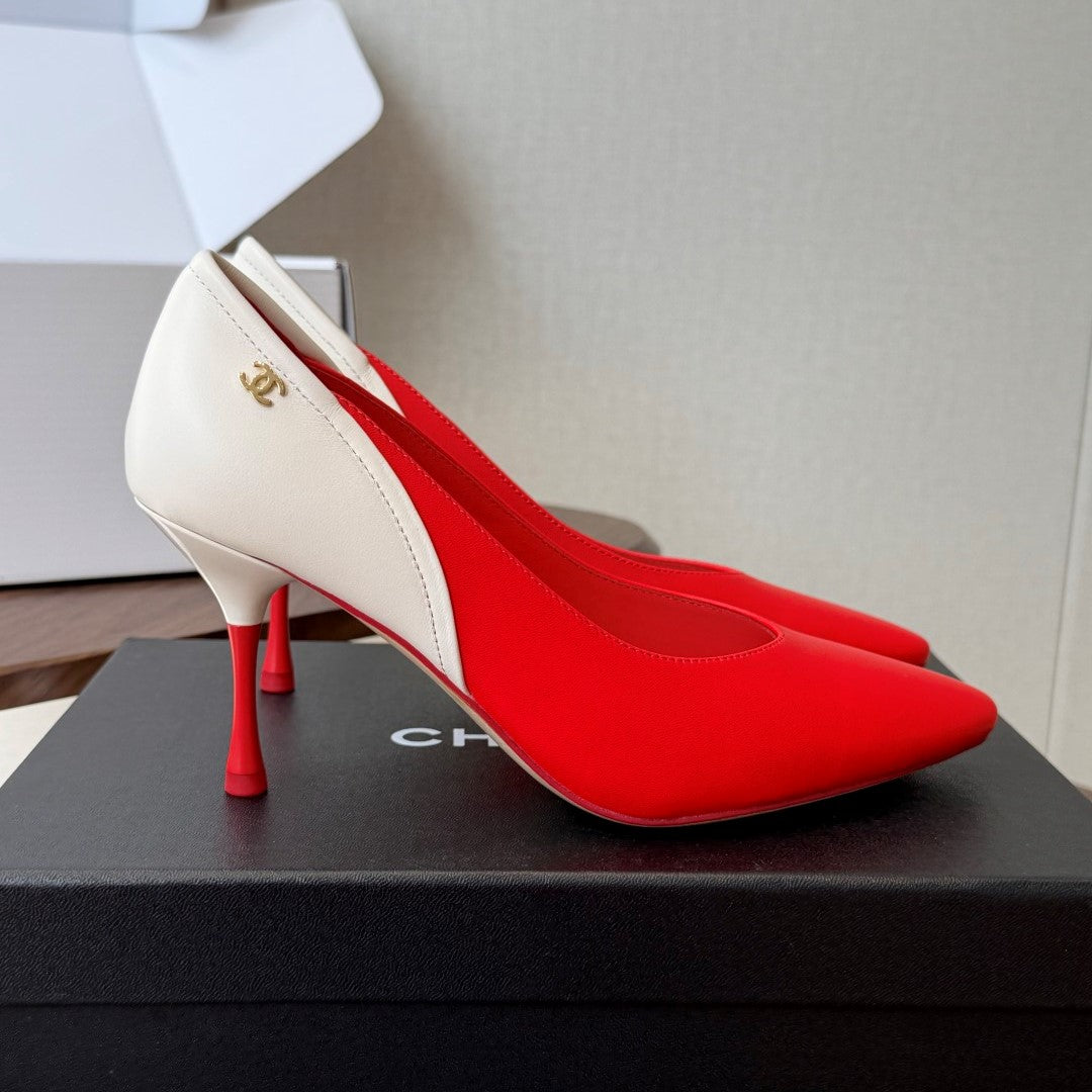 CC 26s Classic Pumps 8.5cm Red White Leather 150129