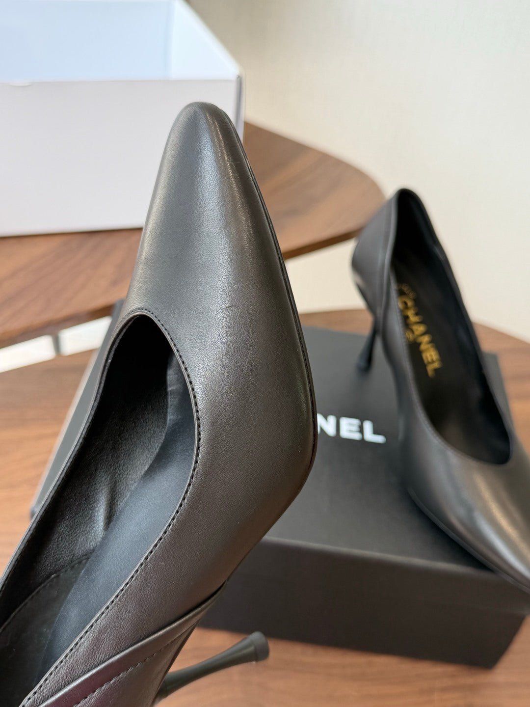 CC 26s Classic Pumps 8.5cm Black Leather 150130