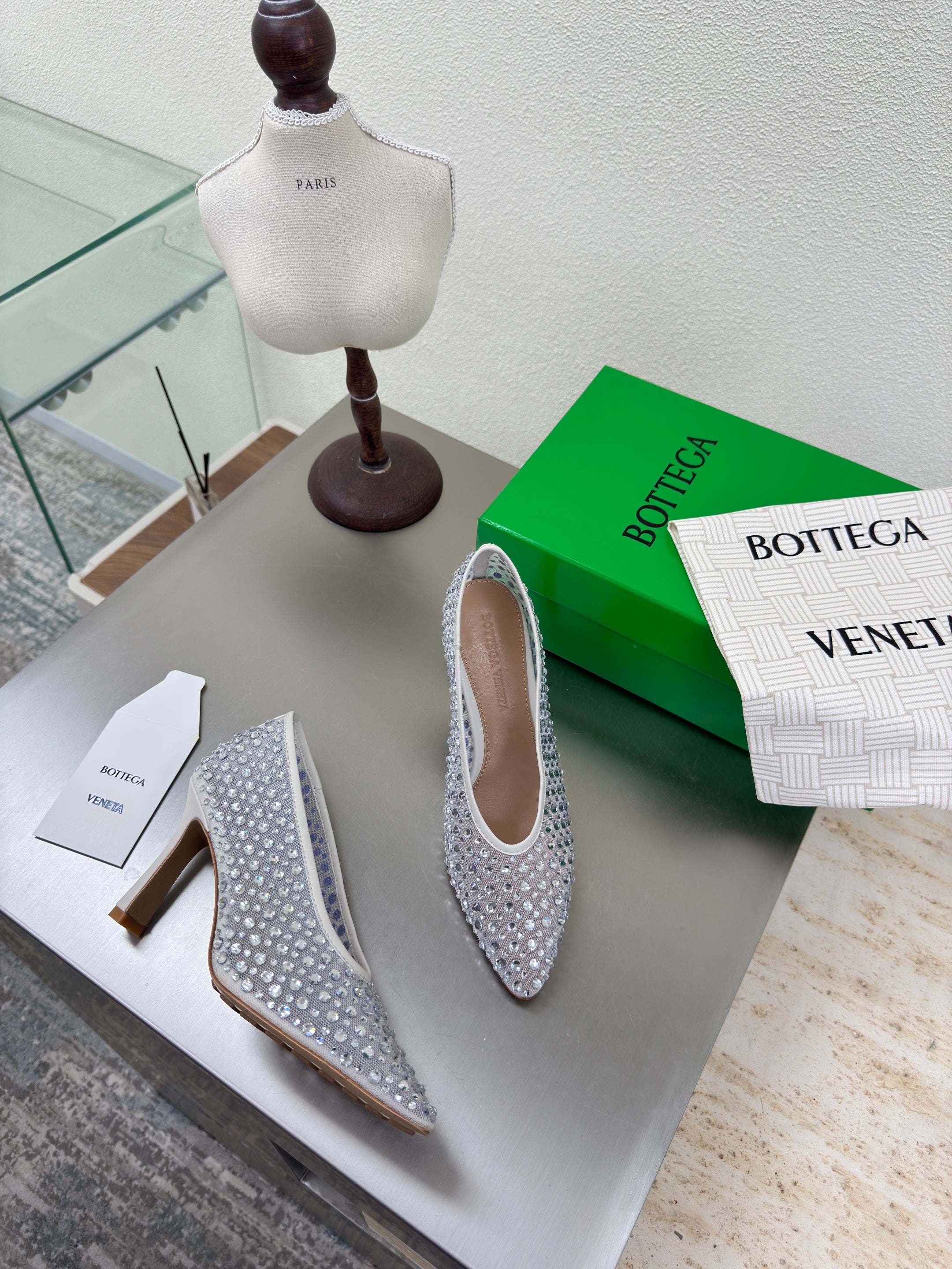 BV Rhinestones Sofia Pump 90mm White Mesh 428481