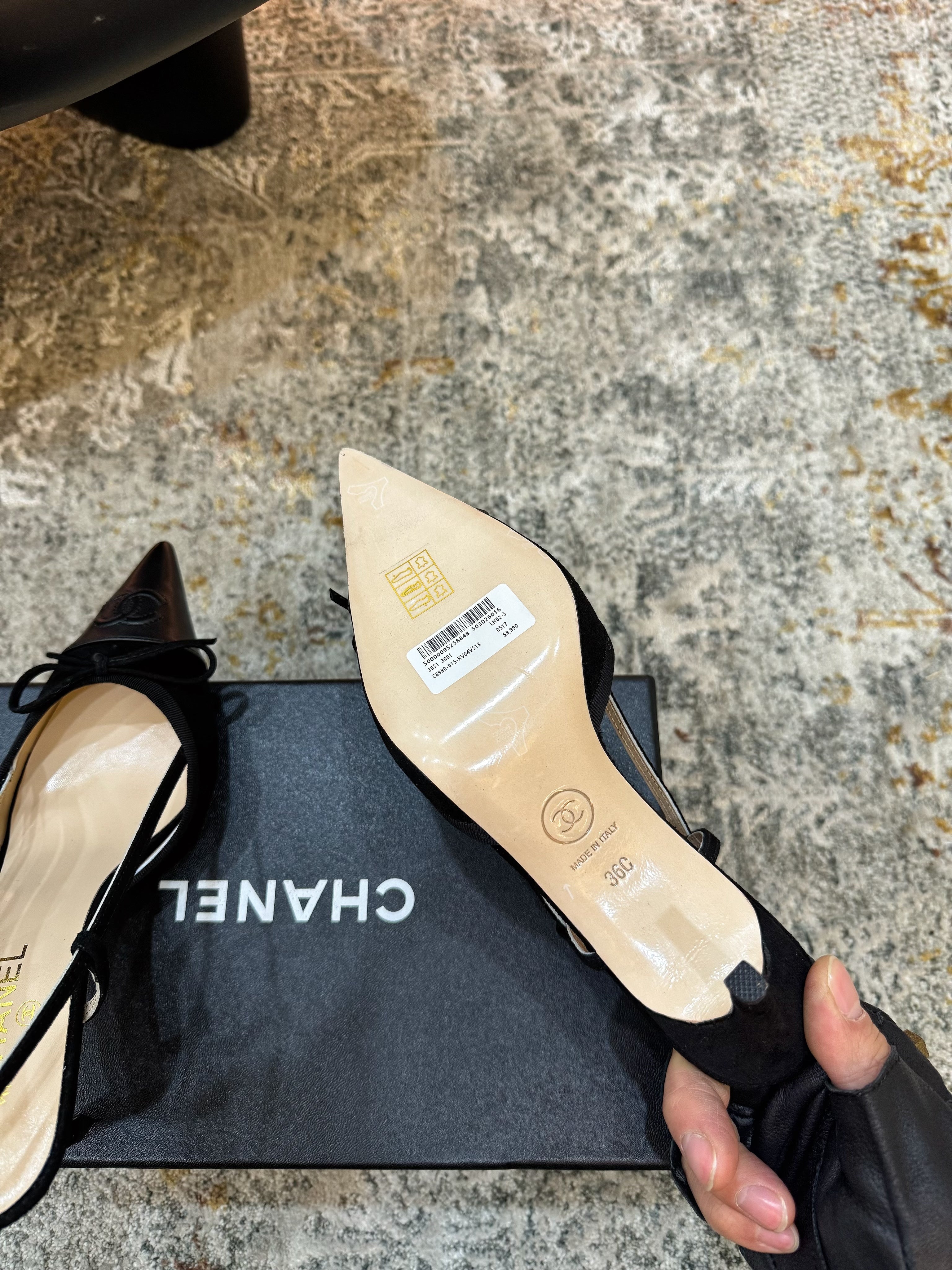 CC Vintage Slingback 6.5cm Black Suede Sheepskin 637204