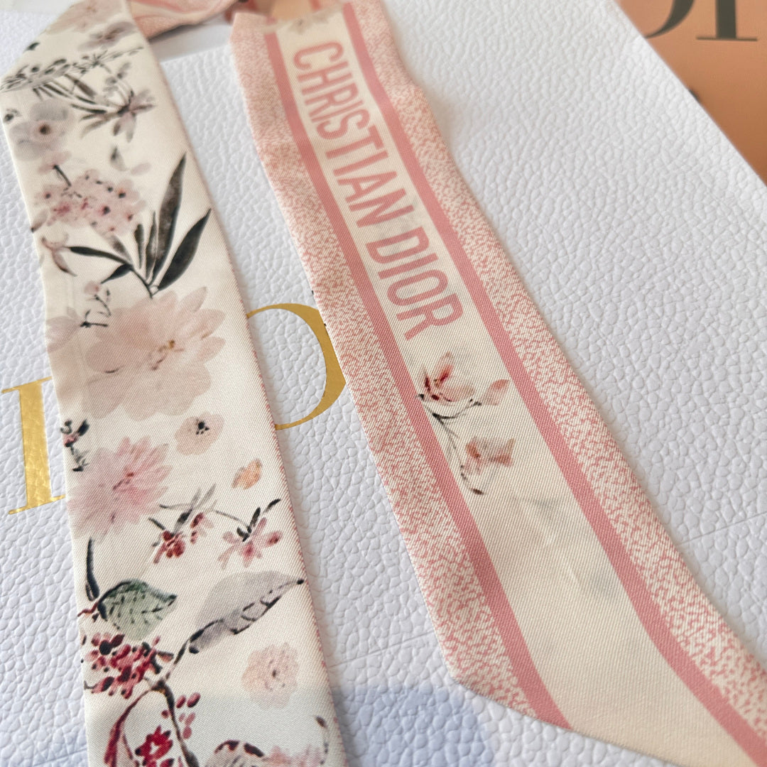 CD Twilly Mini Scarf 105 Pink Floral Pattern Silk Twill 147670
