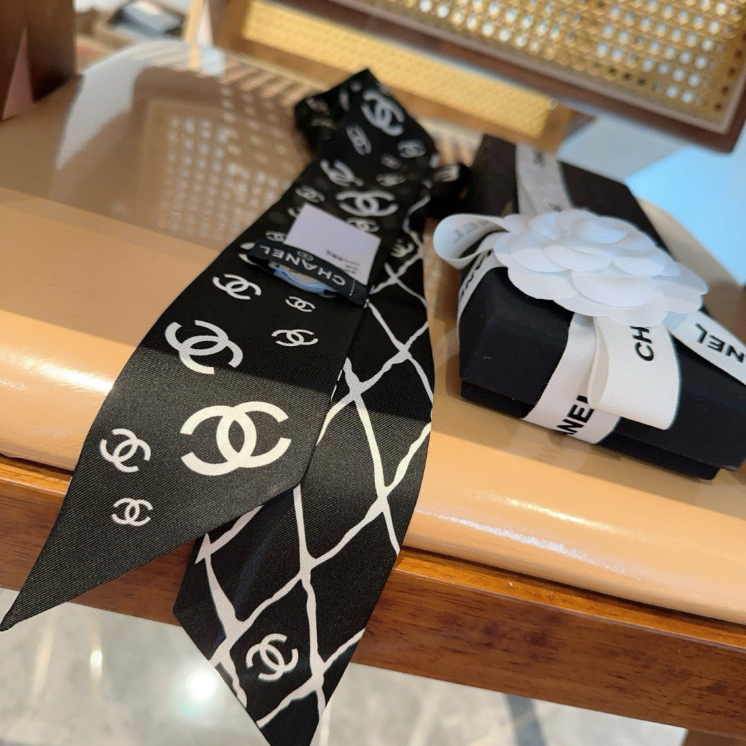 CC Twilly Mini Scarf 105 Black Silk Twill 147674