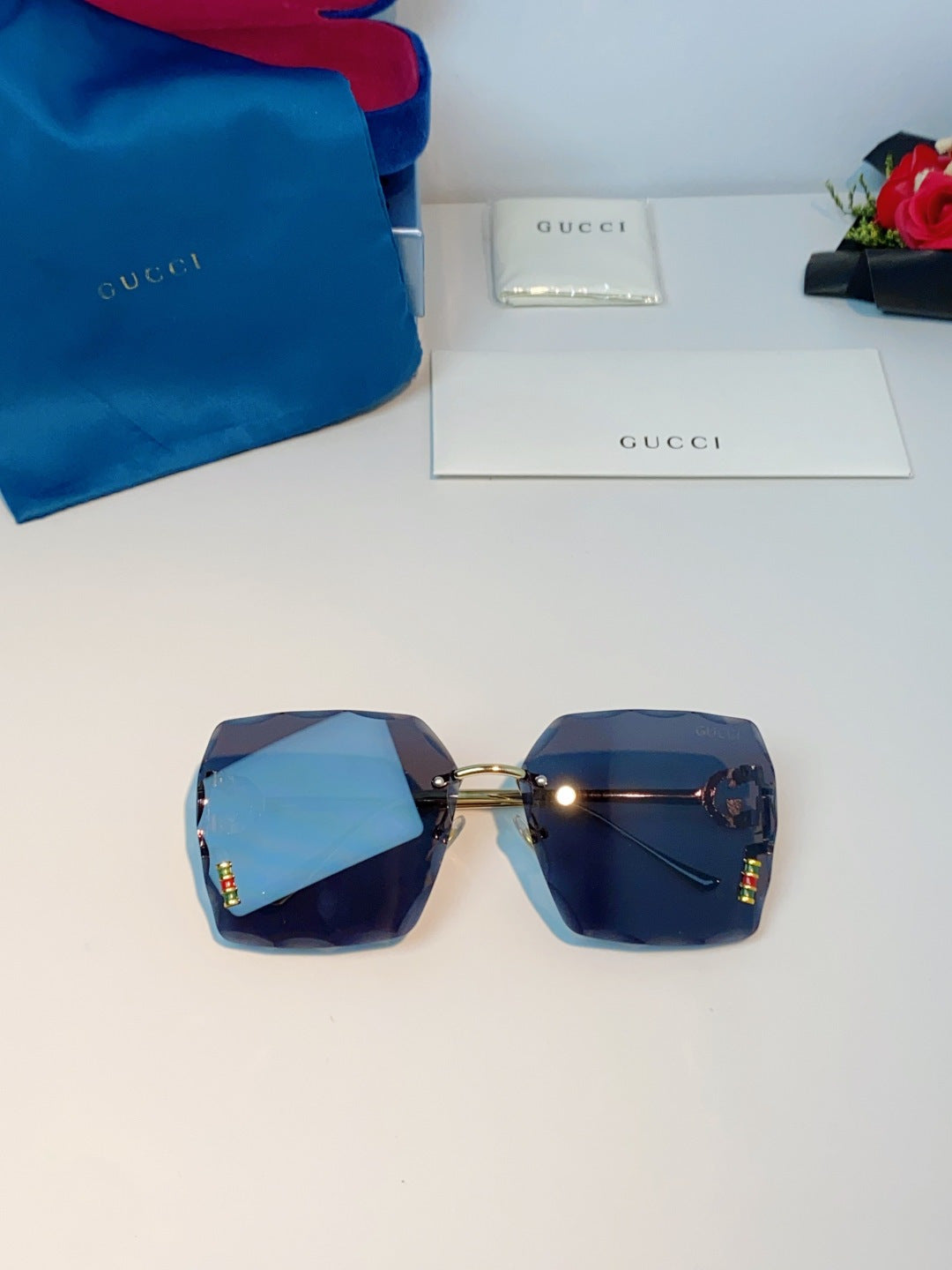 GG 26s Sunglasses 346004