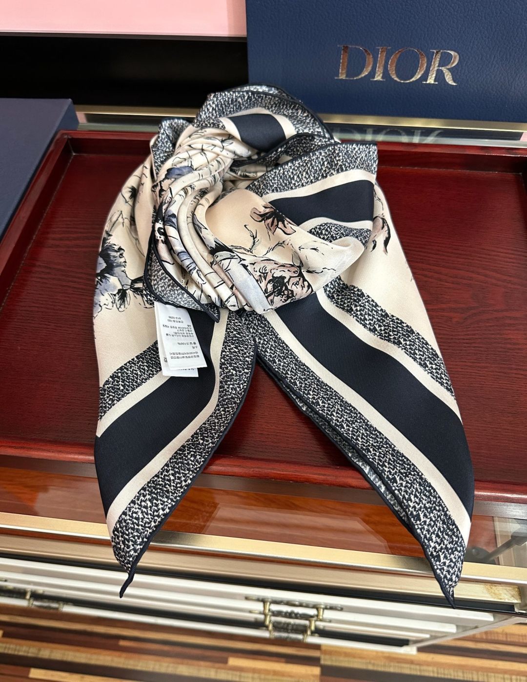CD Scarf 90x90 Colorful Twill Silk 511169