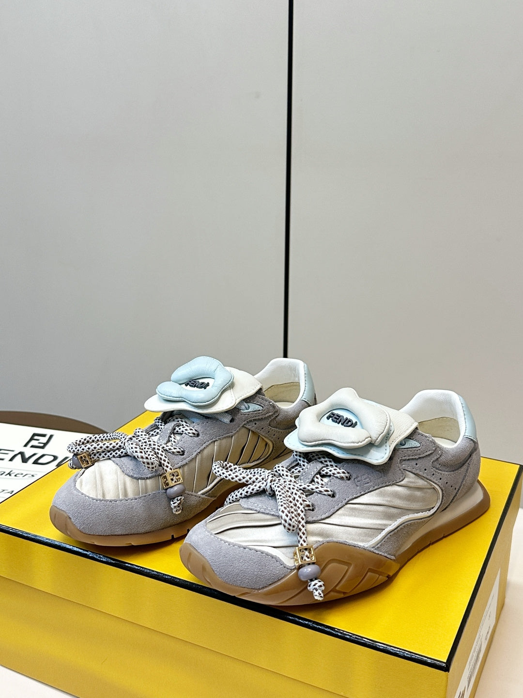 Fendi Wave Pulse Light Grey Fabric Suede 862618