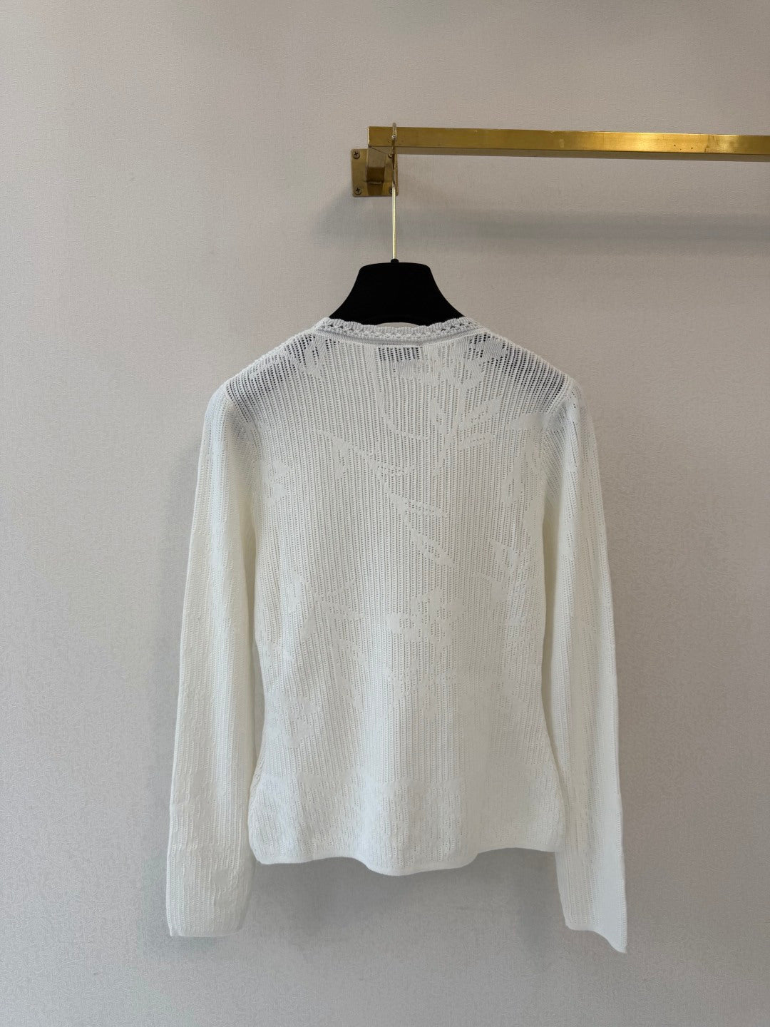 CC 26s V-Neck Long-Sleeved Pullover White Wool 423109