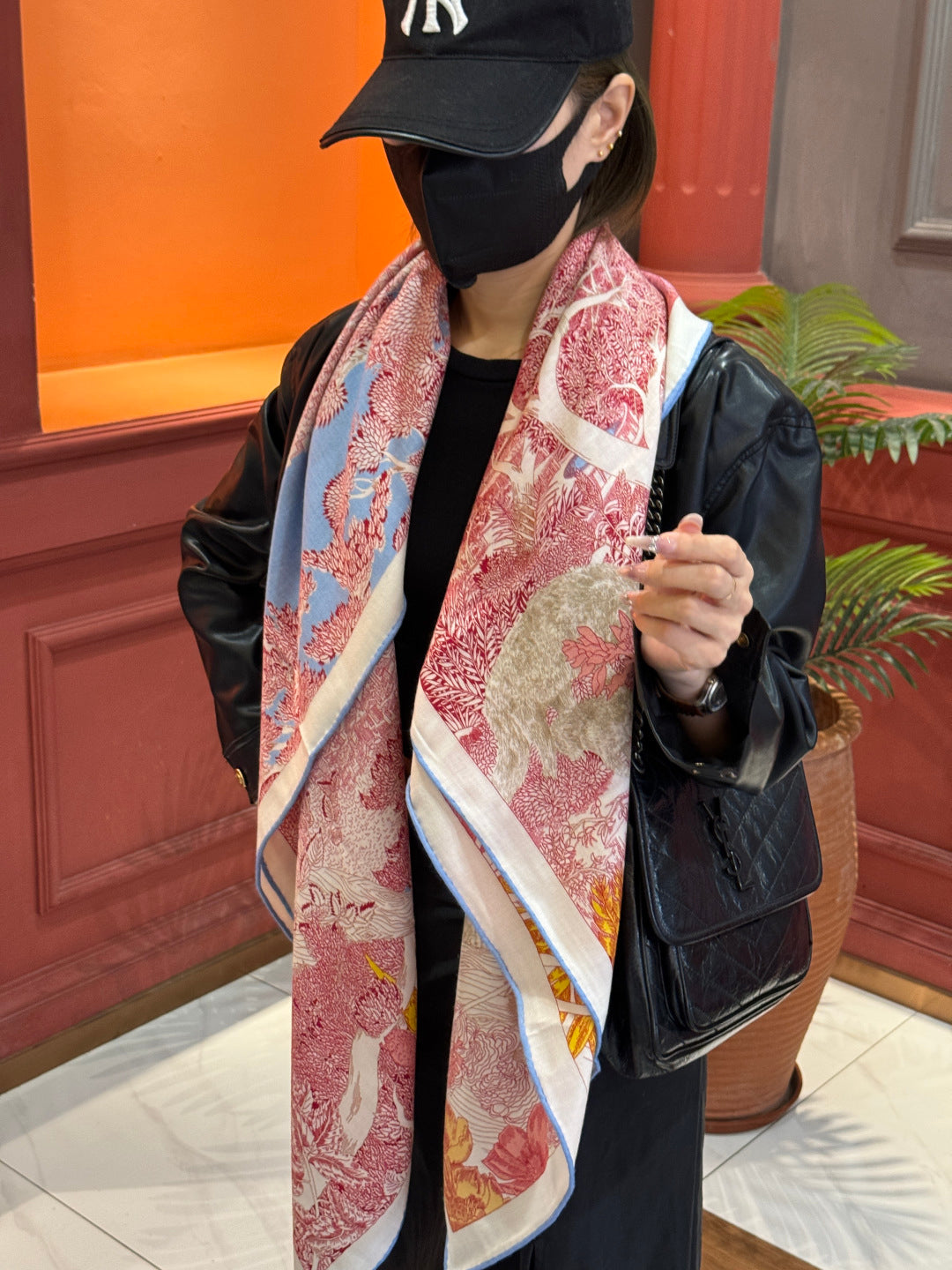 Retour a la Nature Scarf 140cm Hot Pink Colorful Cashmere Silk