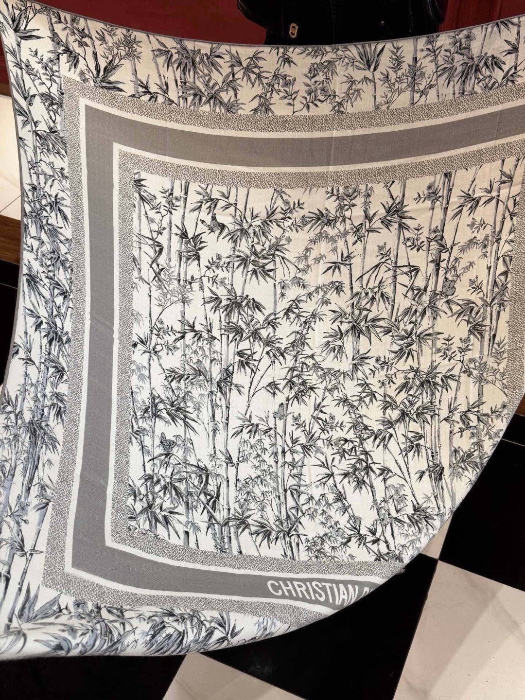 Dior 26s Scarf 140cm Silk & Cashmere 304677