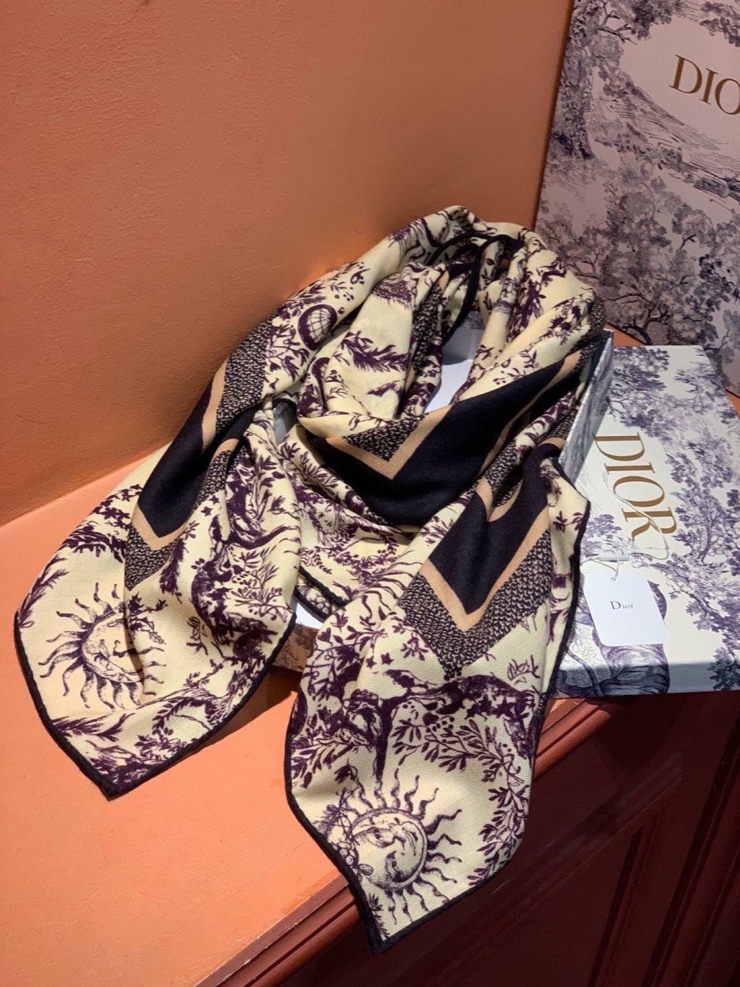 Dior 26s Scarf 140cm Silk & Cashmere 304709