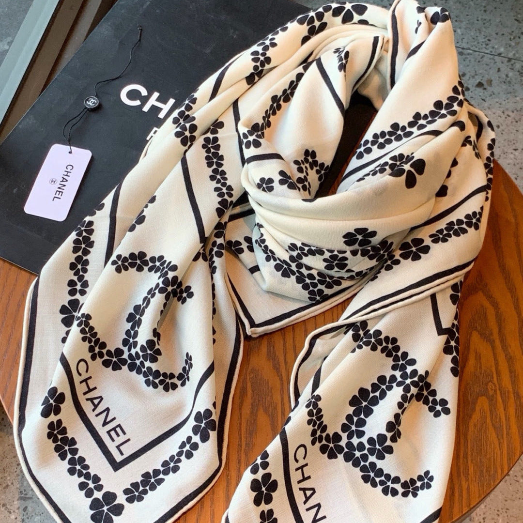Chanel 26s Scarf 140 In Cashmere Silk 309370