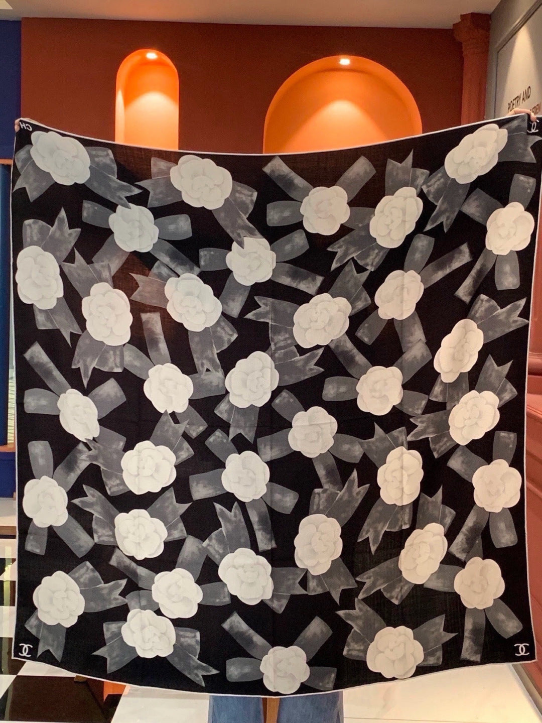 Chanel 26s Scarf 140 In Silk 311982