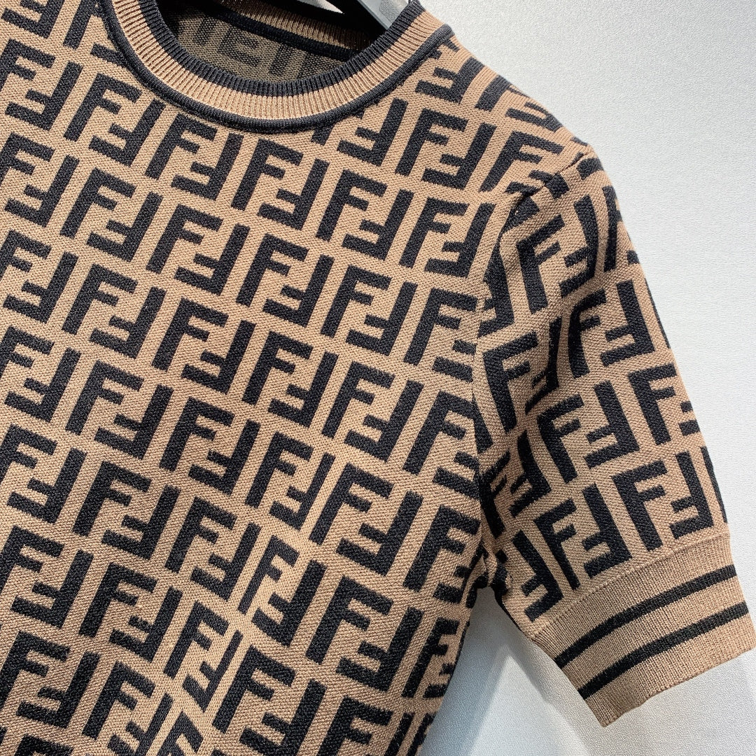 Fendi 26s Monogram Knit Short-Sleeve T-Shirt 406284