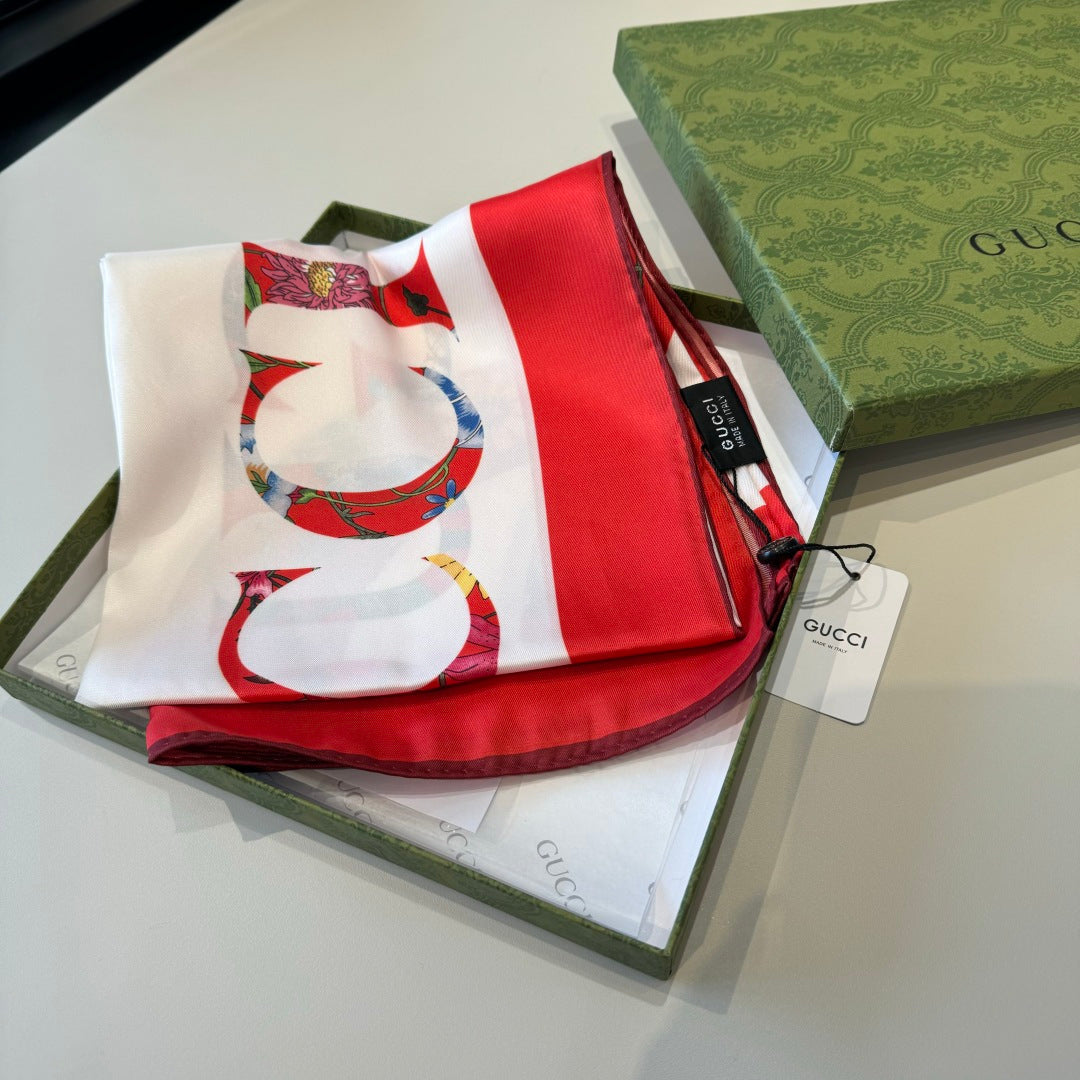 GG Signature Floral Scarf 90CM White Red Twill Silk 280694