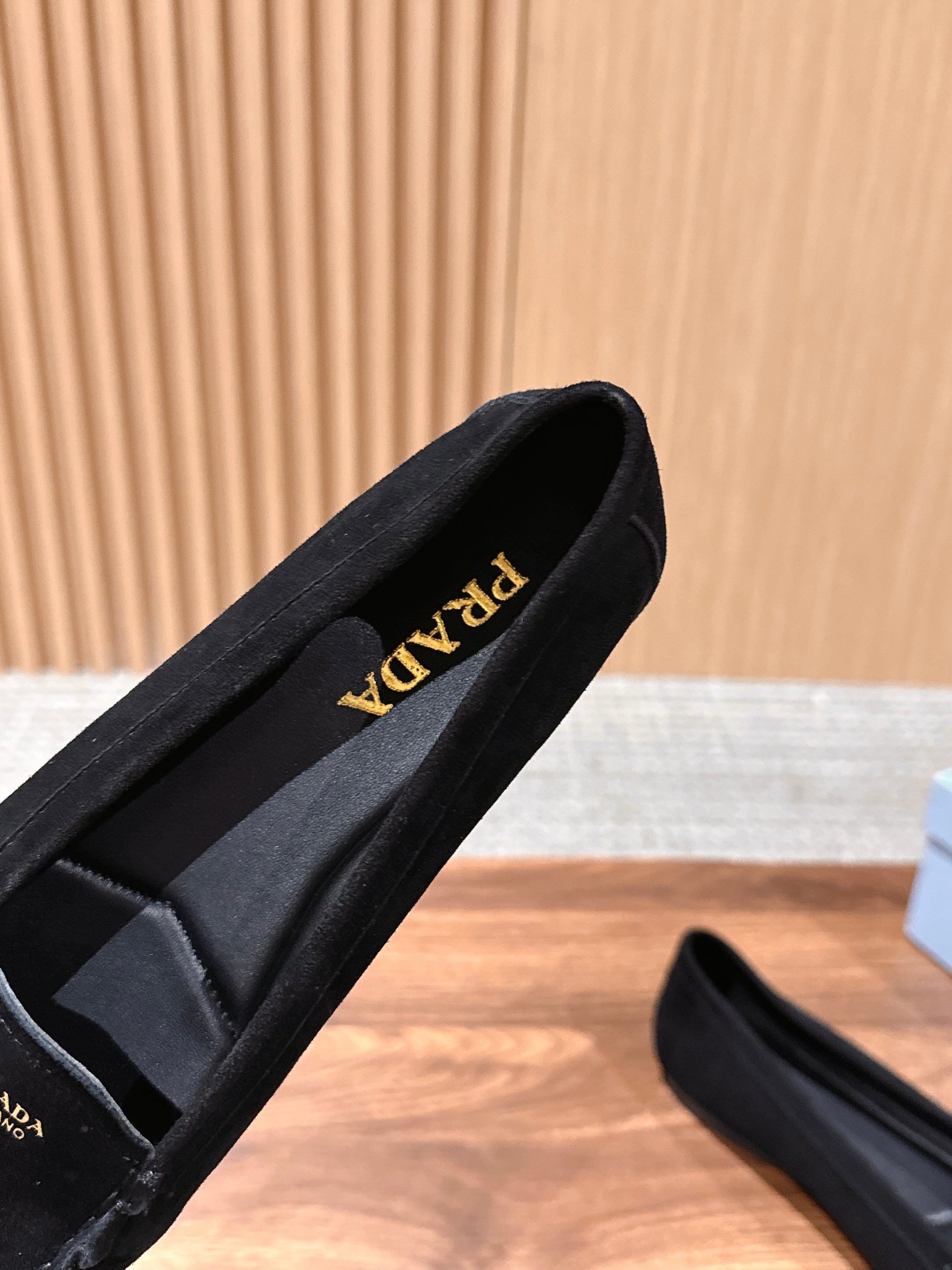 Prada 26s Loafers Black Ruffled Suede 974898