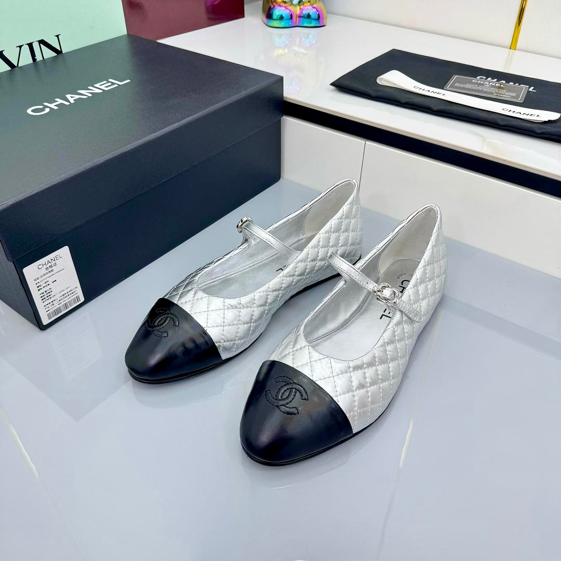 CC 25 Mary Jane Silver Metallic Quilted Black Lambskin 368132