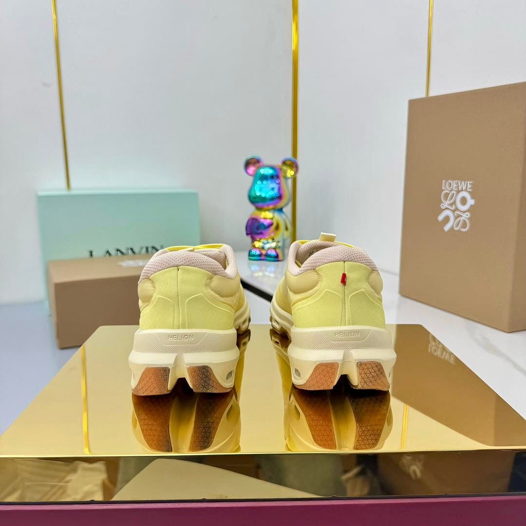 Loewe 26s Cloudsolo Sneakers Light Yellow Mesh