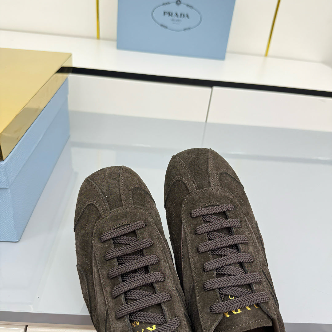Prada 26s Montecarlo Re-Edition Sneakers Taupe Suede 986632