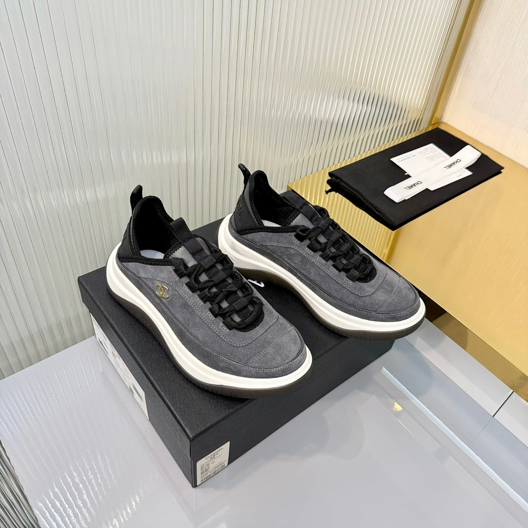 CC 26s Casual Sneakers Grey Suede 928044