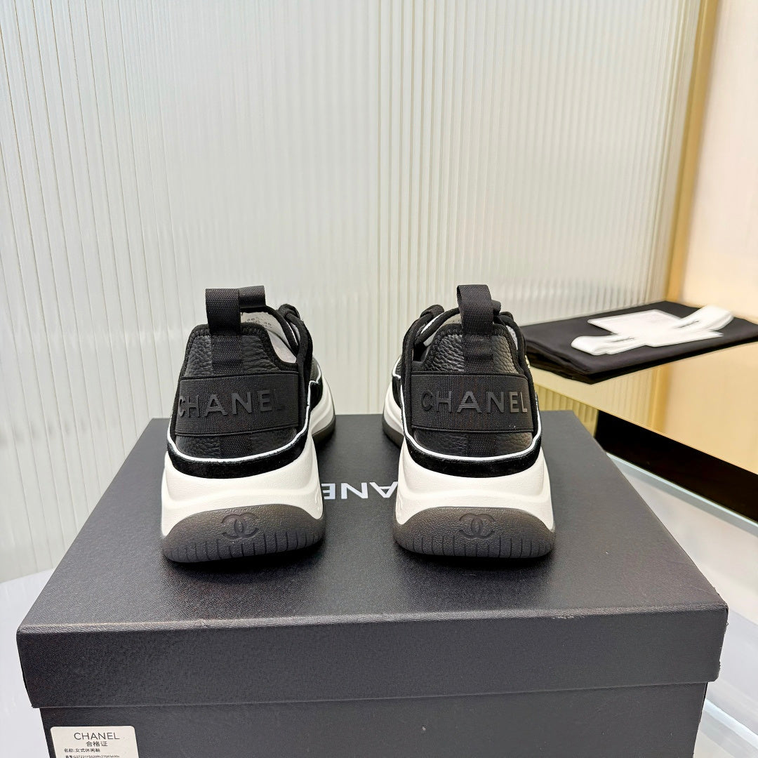 CC 26s Casual Sneakers Black Suede Mesh 928047