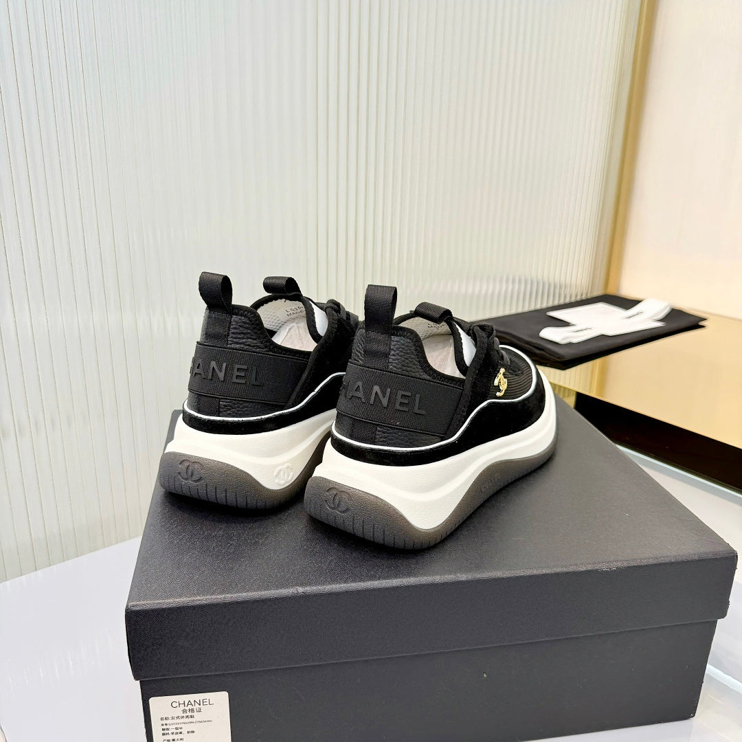 CC 26s Casual Sneakers Black Suede Mesh 928047
