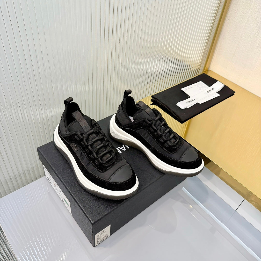 CC 26s Casual Sneakers Black Suede 928048