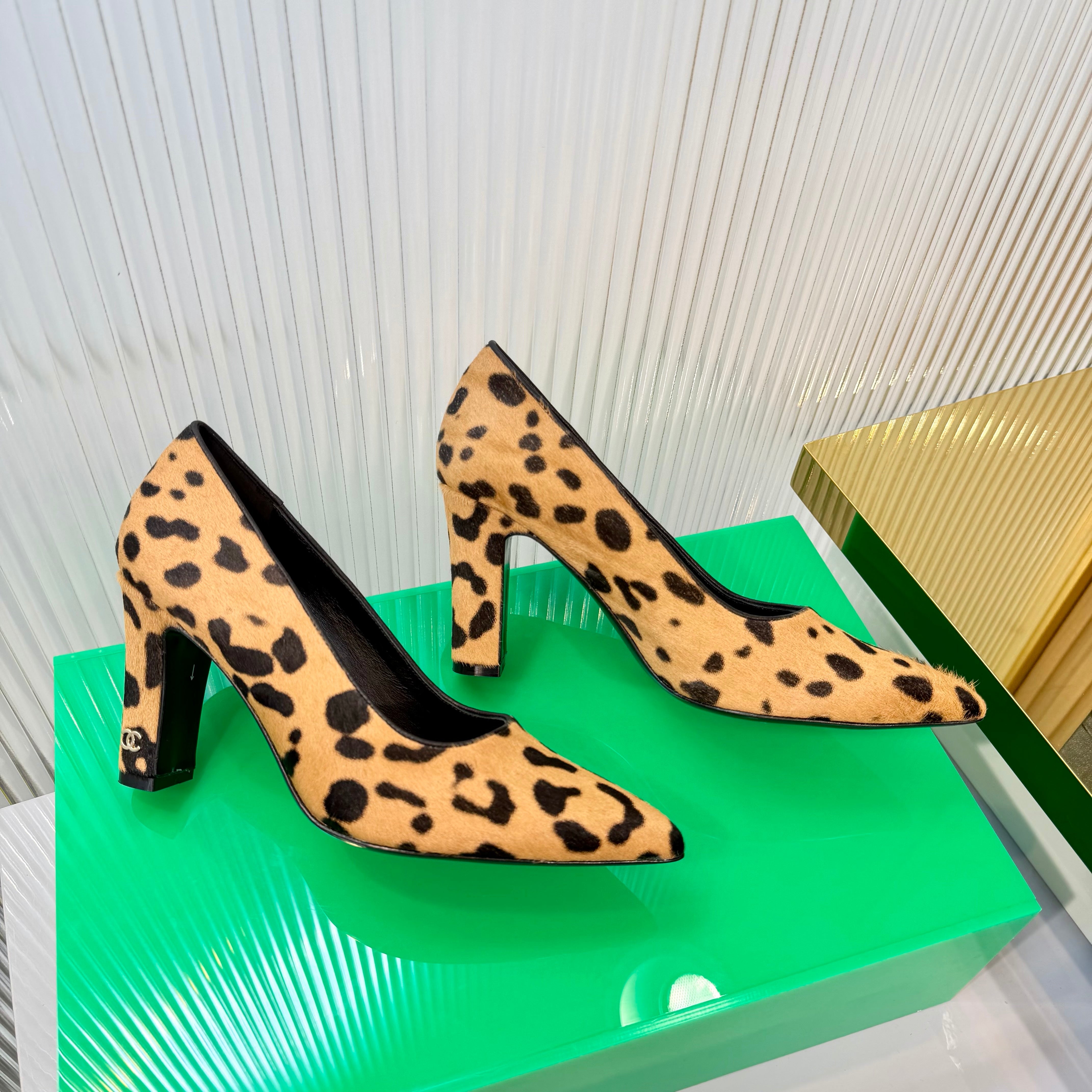 CC 26s Pumps 8.5cm Leopard Print Horsehair 924312