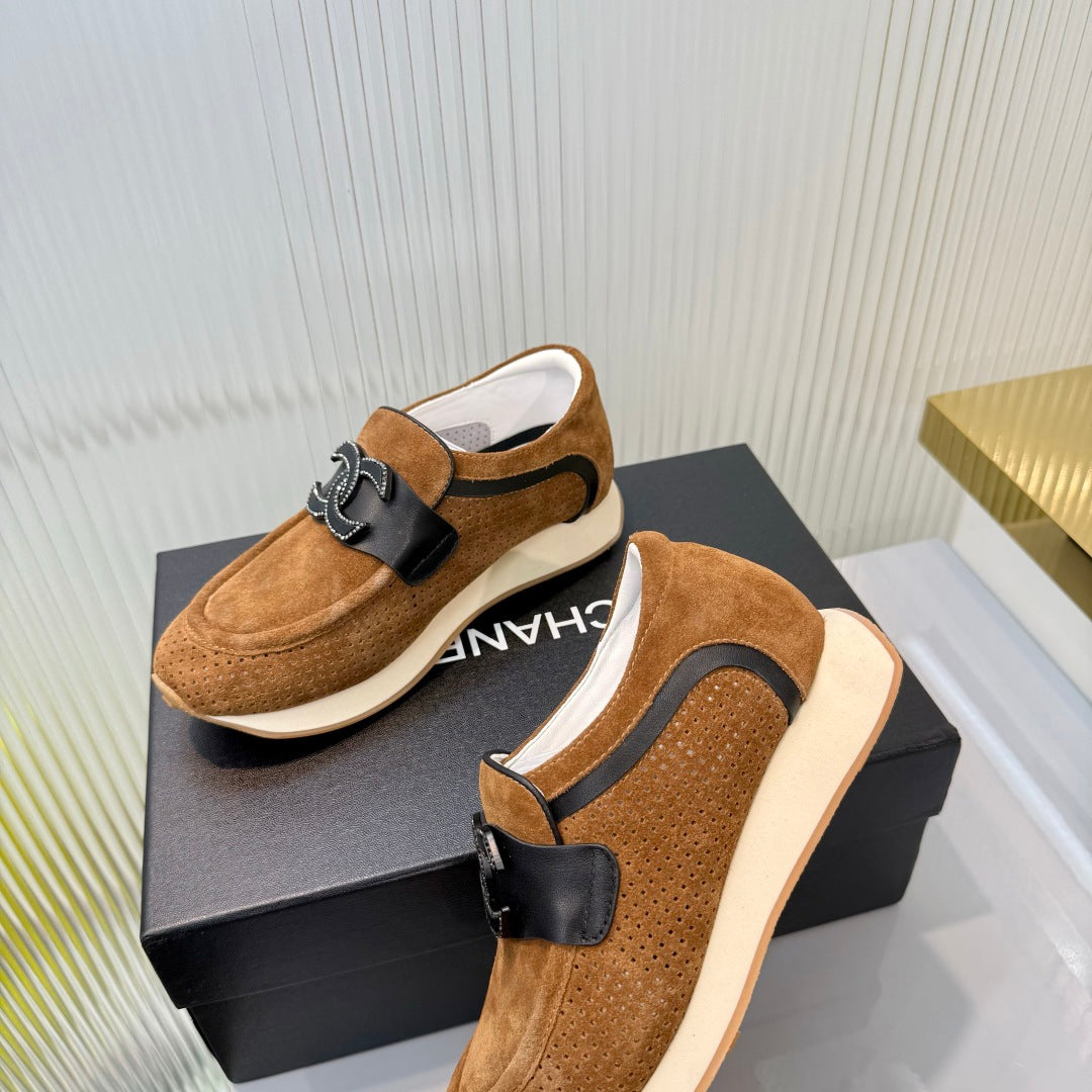 CC 26s Casual Sneakers Brown Suede 927079