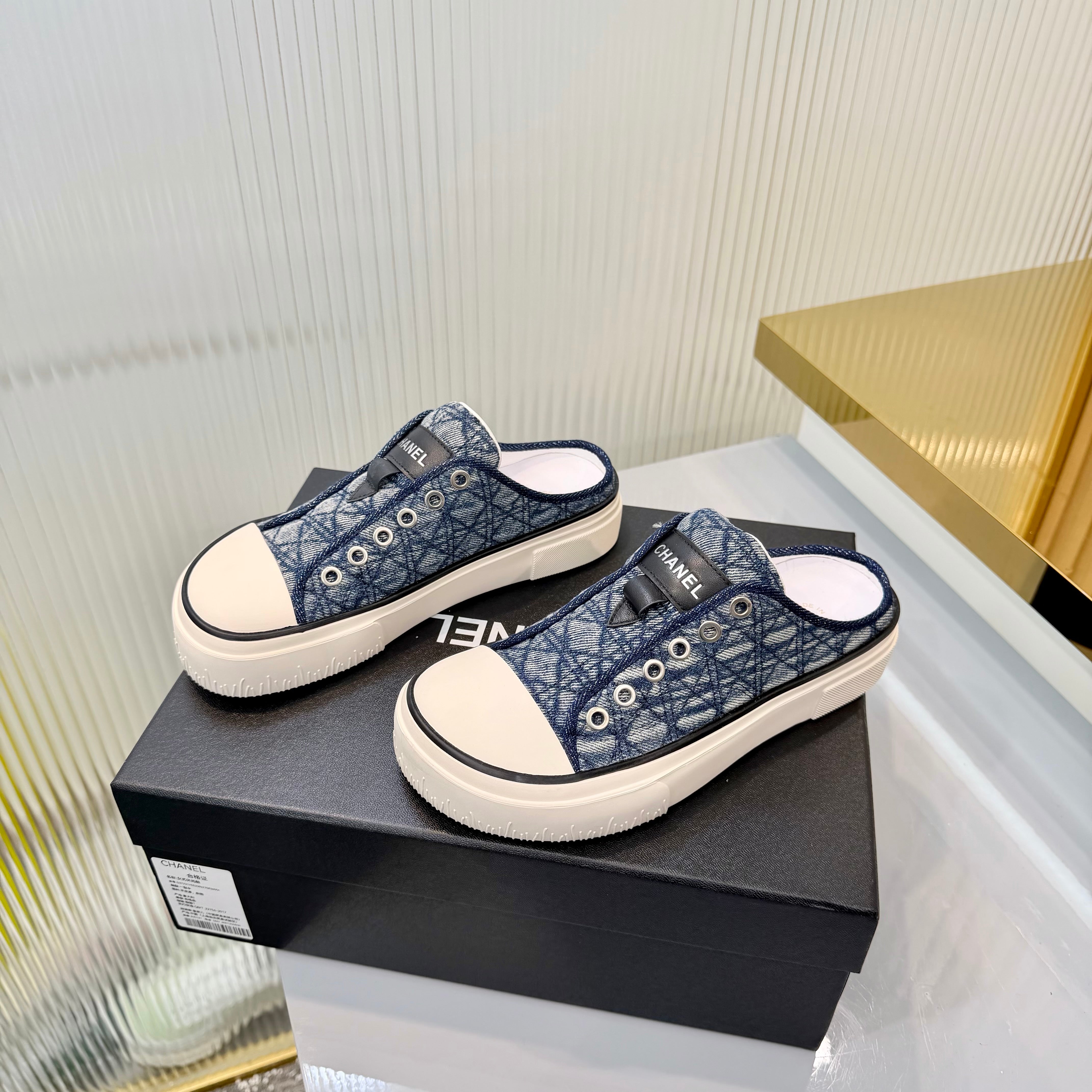 CC 26s Casual Sports Mules Dark Blue White Suede Cowhide 924002
