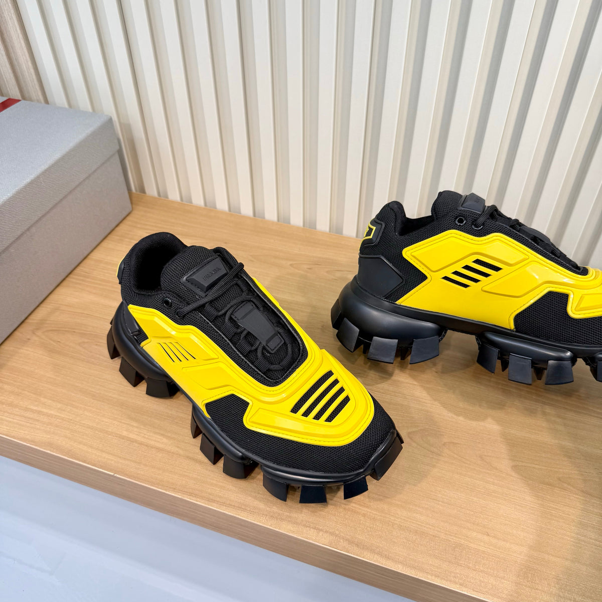 Prada 26s Sneakers Yellow Mesh Rubber 140416