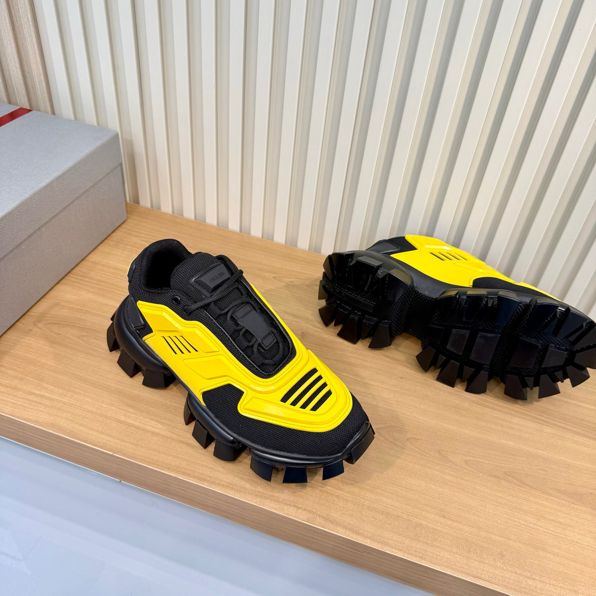 Prada 26s Sneakers Yellow Mesh Rubber 140416
