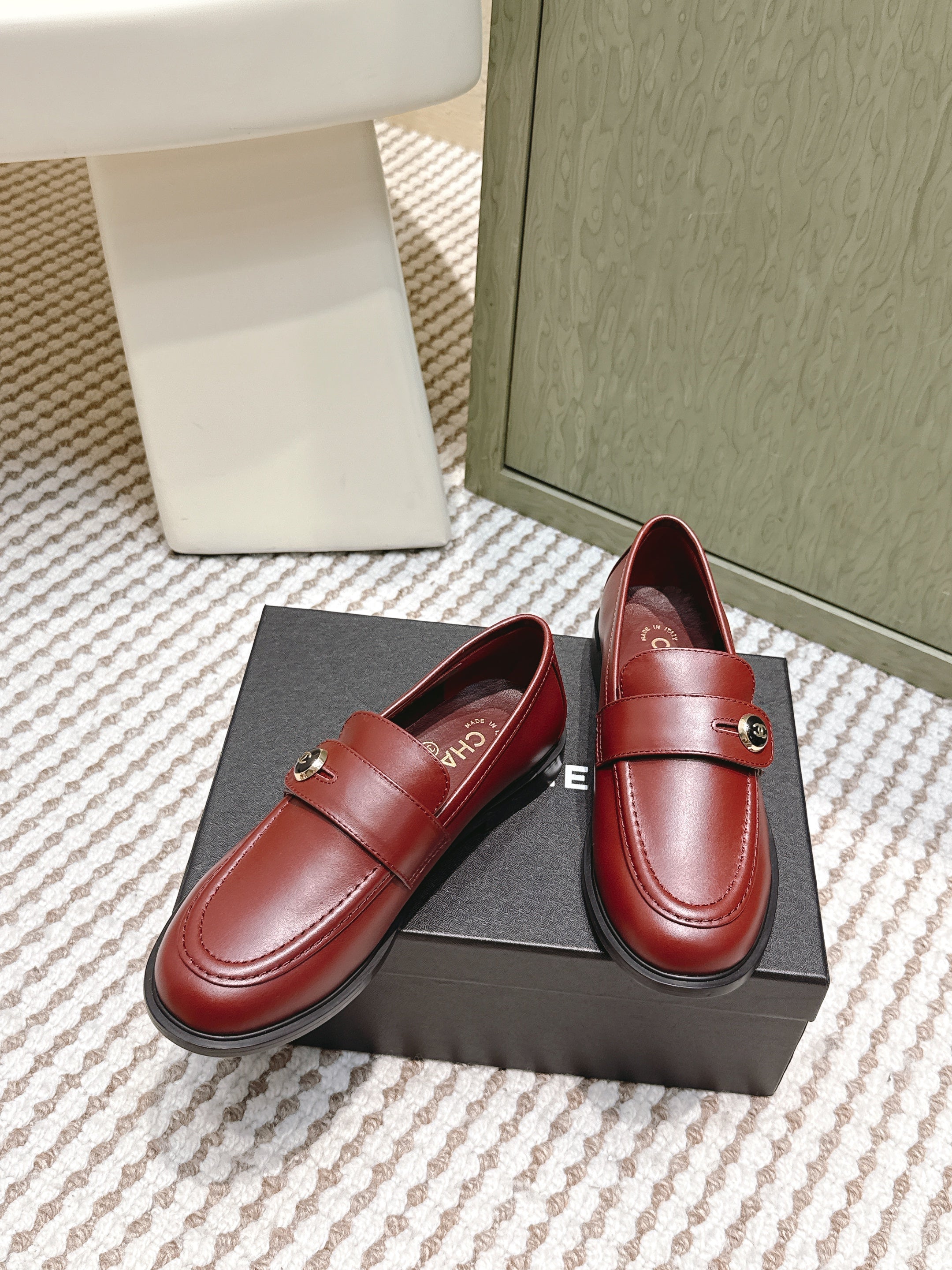 CC 26SS Loafers 3cm Burgundy Cowhide 653499