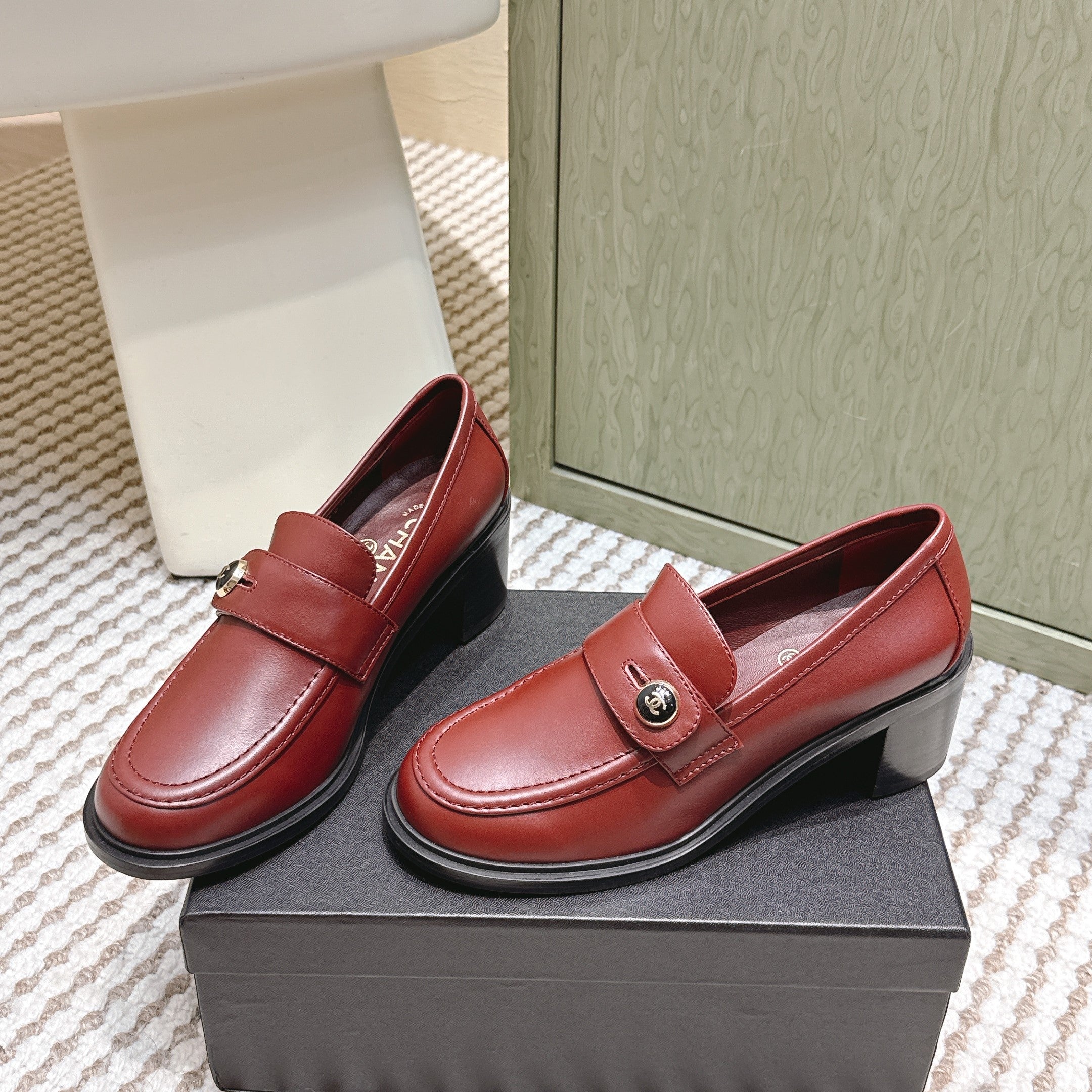 CC 26SS Loafers 6cm Burgundy Cowhide 653498