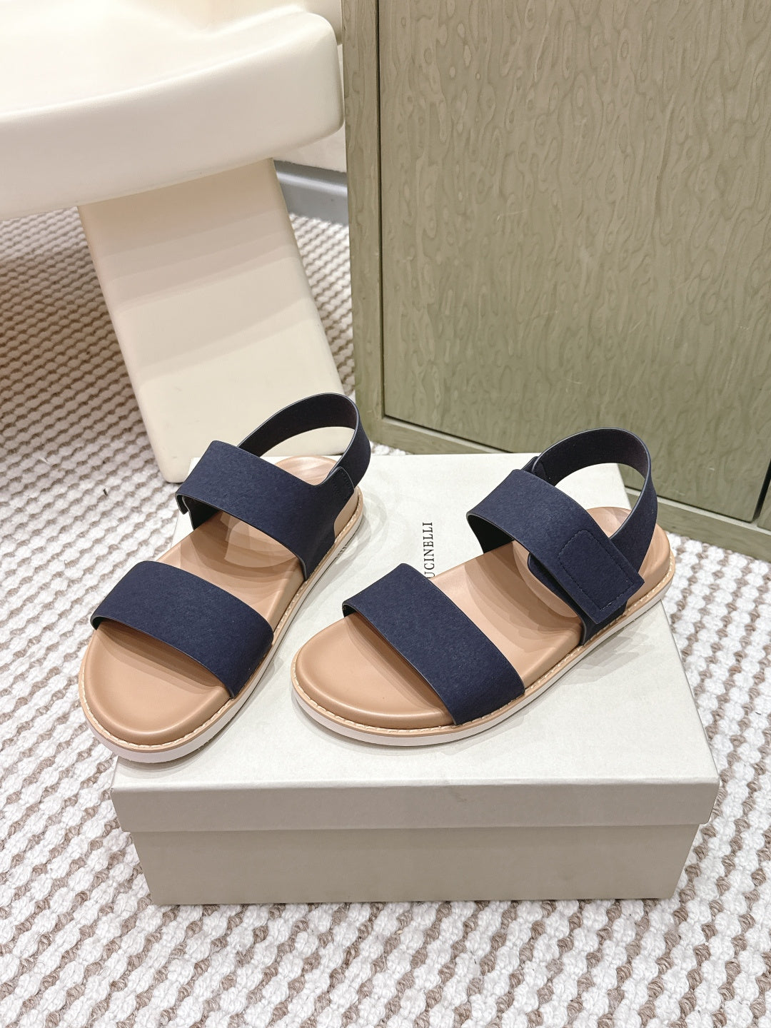 Brunello 26s Velcro  Men's Sandals Dark Blue Brown Suede Cowhide 612224