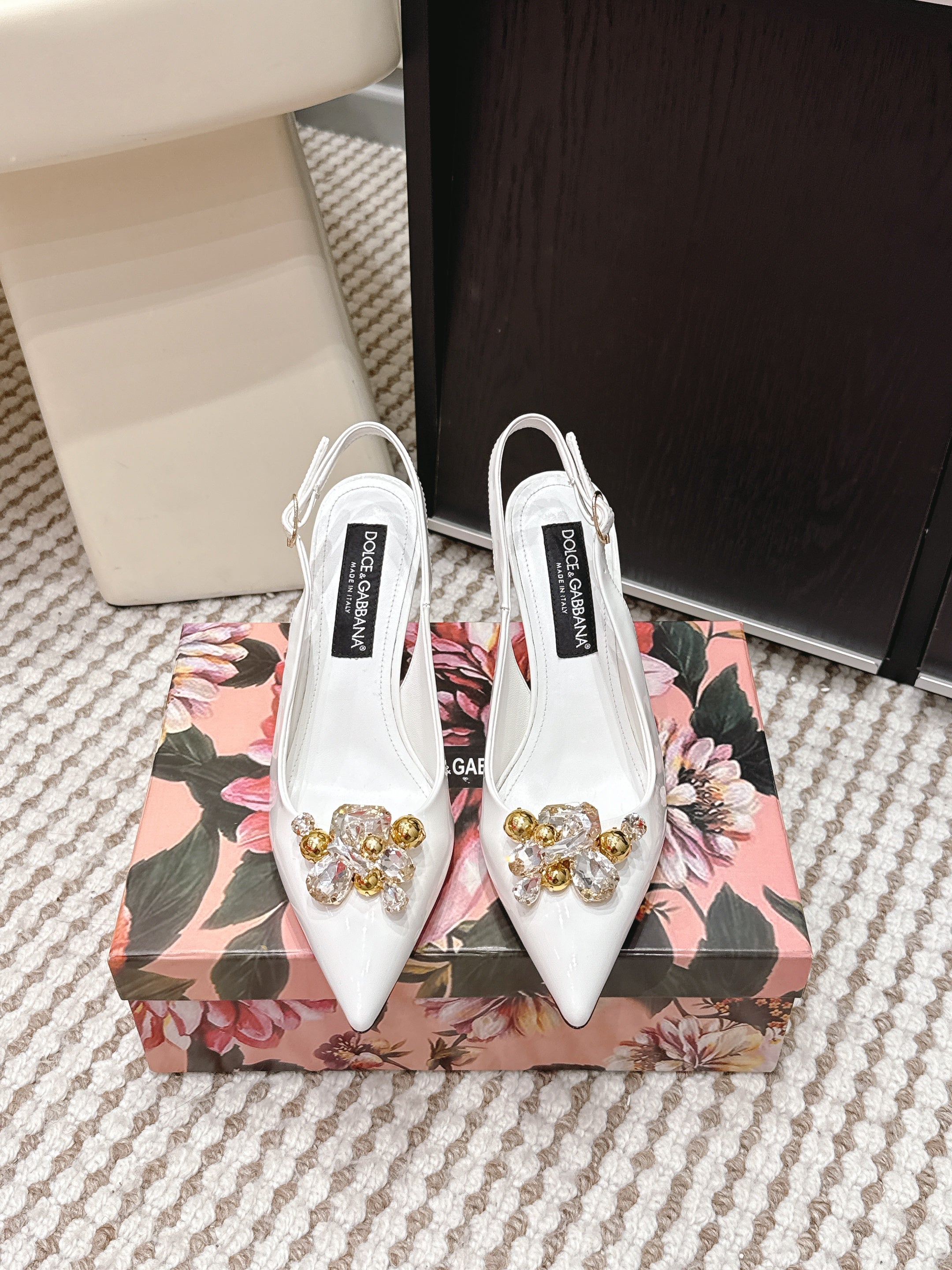 DG Rainbow Slingbacks White  Patent Leather 663074
