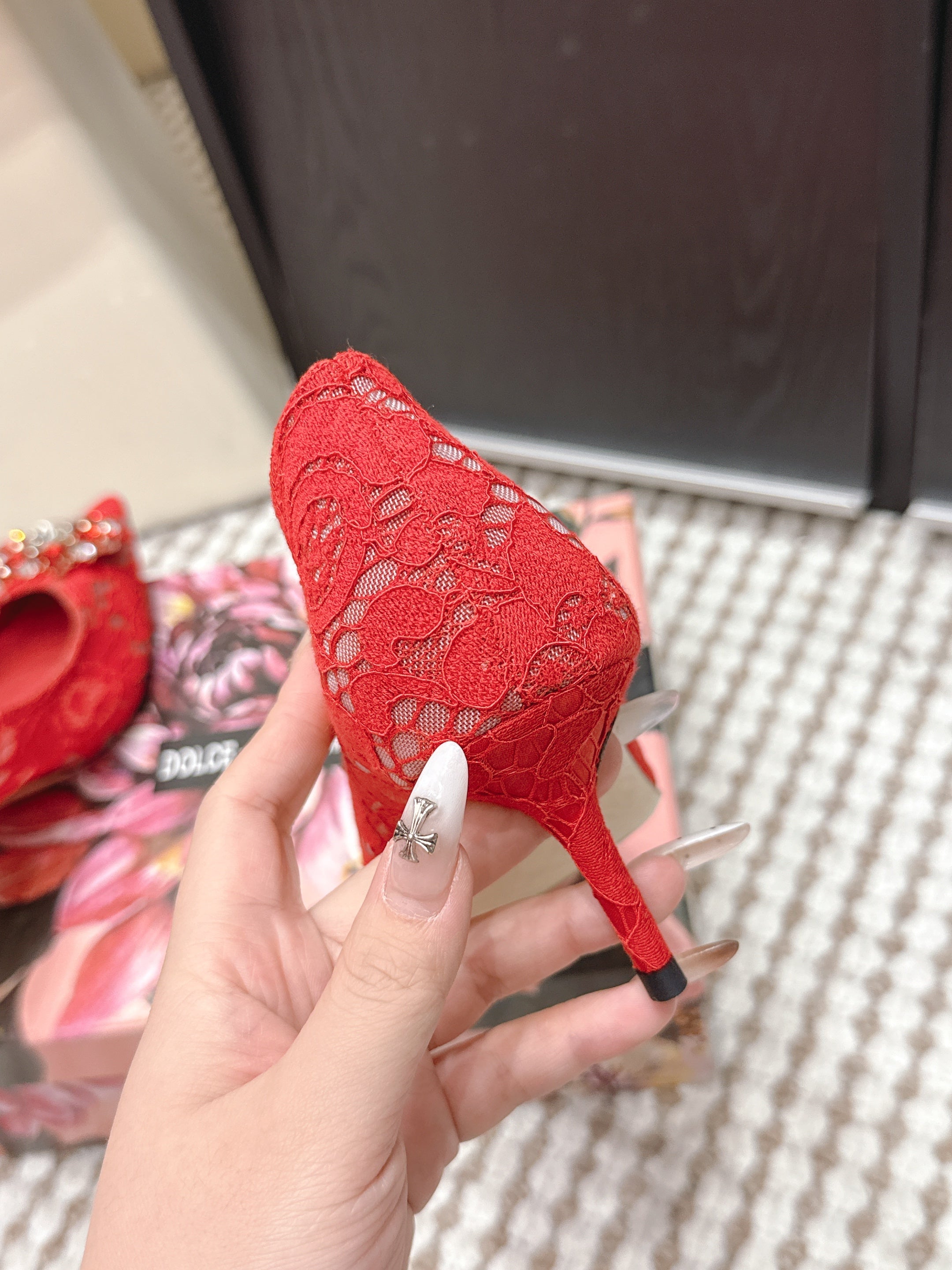 DG Pumps Crystals 6.5cm Red Taormina Lace 663081