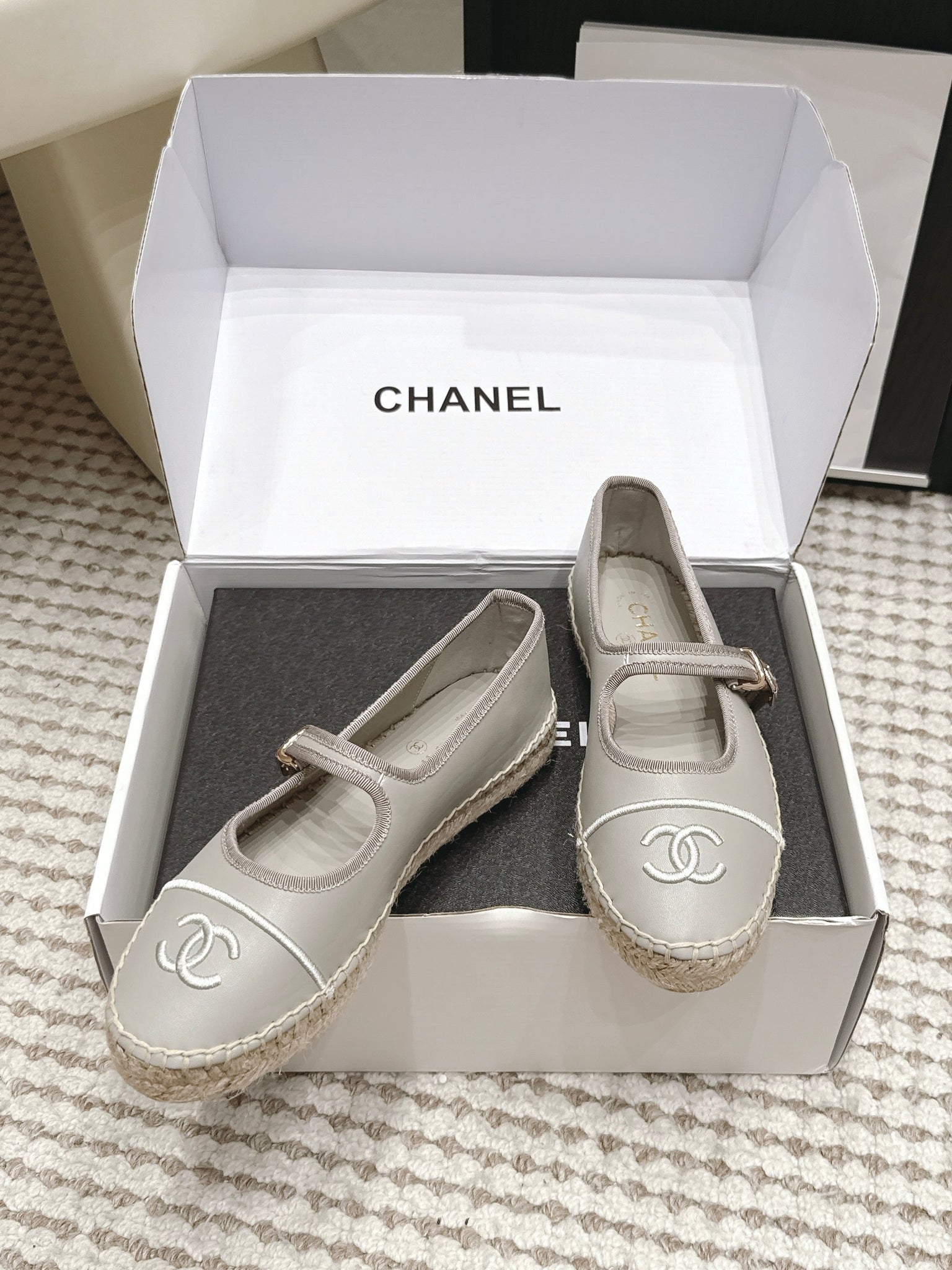 Chanel 26S Mary Jane Flats In Grey Lambskin Espadrille Sole