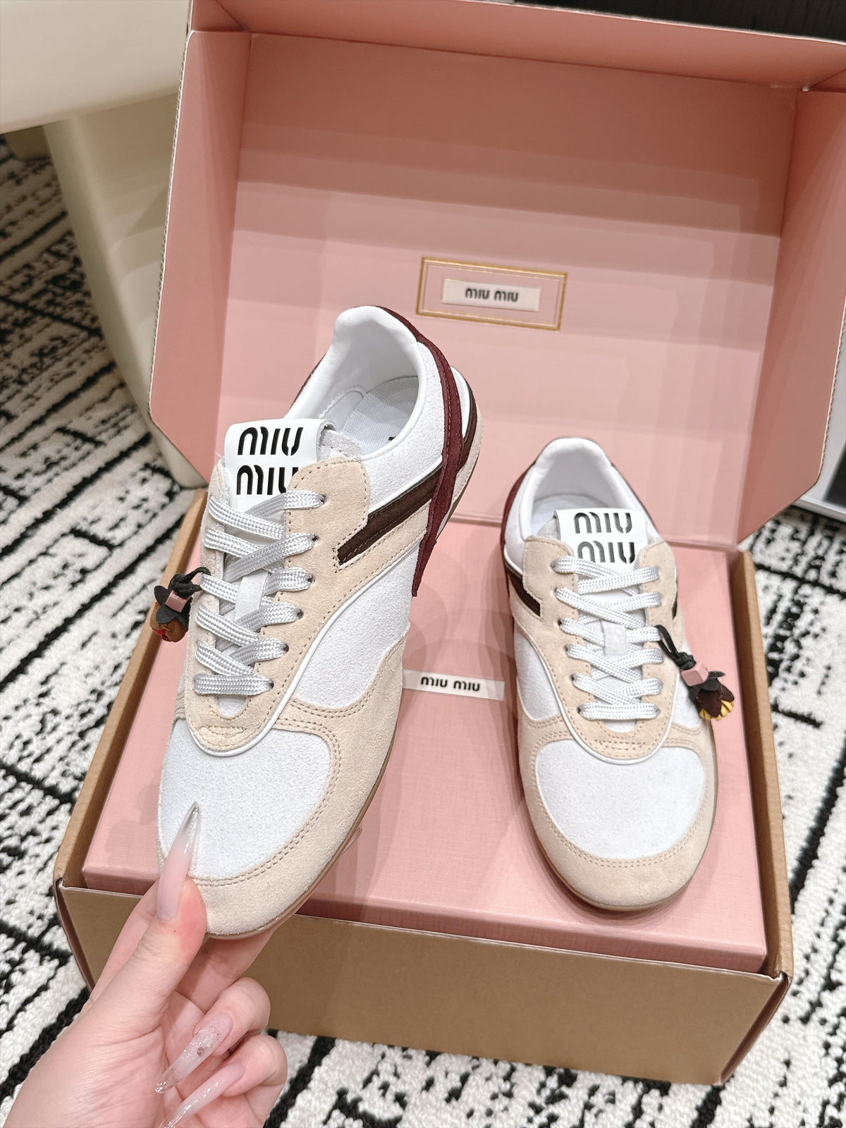 Miu Miu 26s Sneakers White Suede 138335